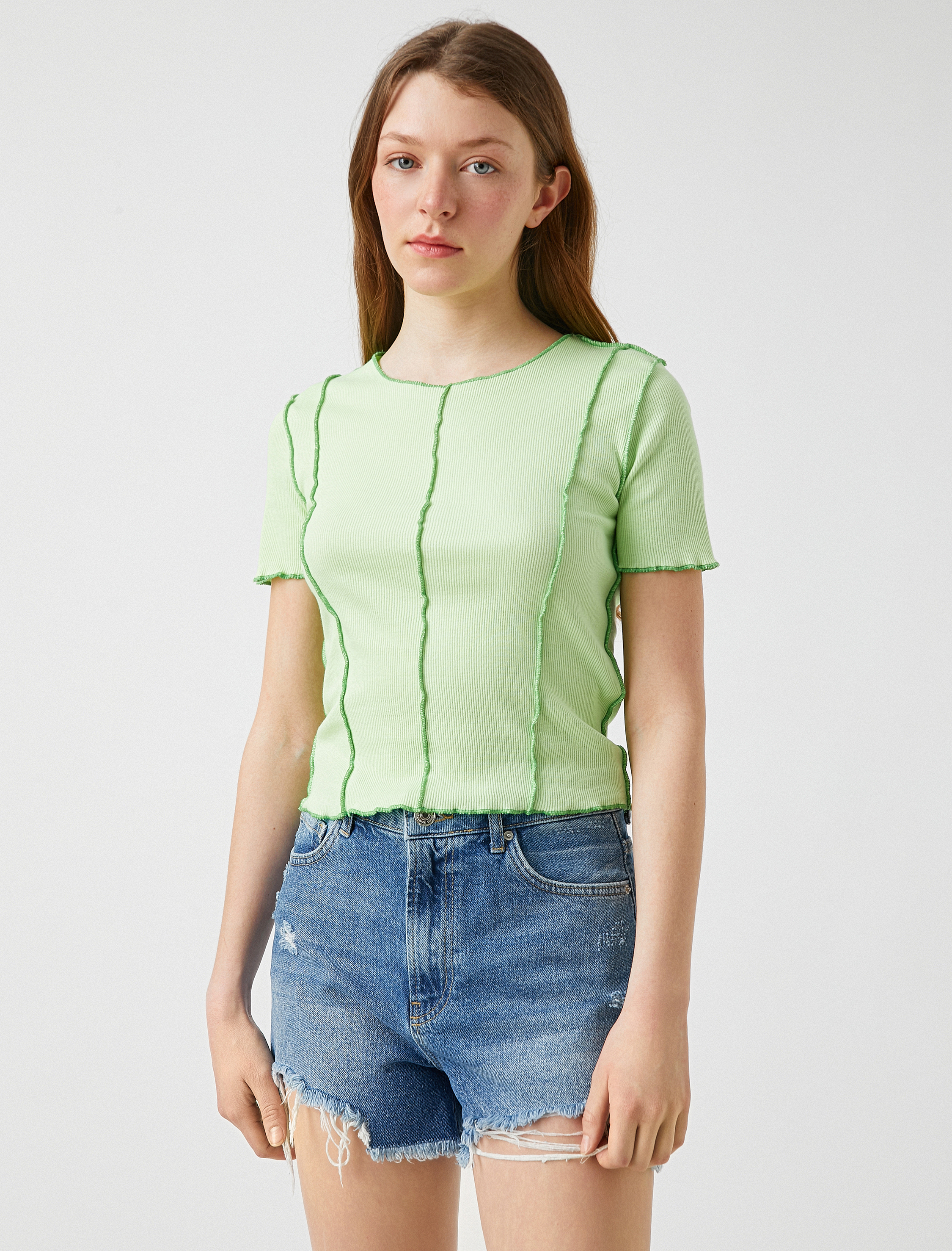   Kısa Kollu Tişört