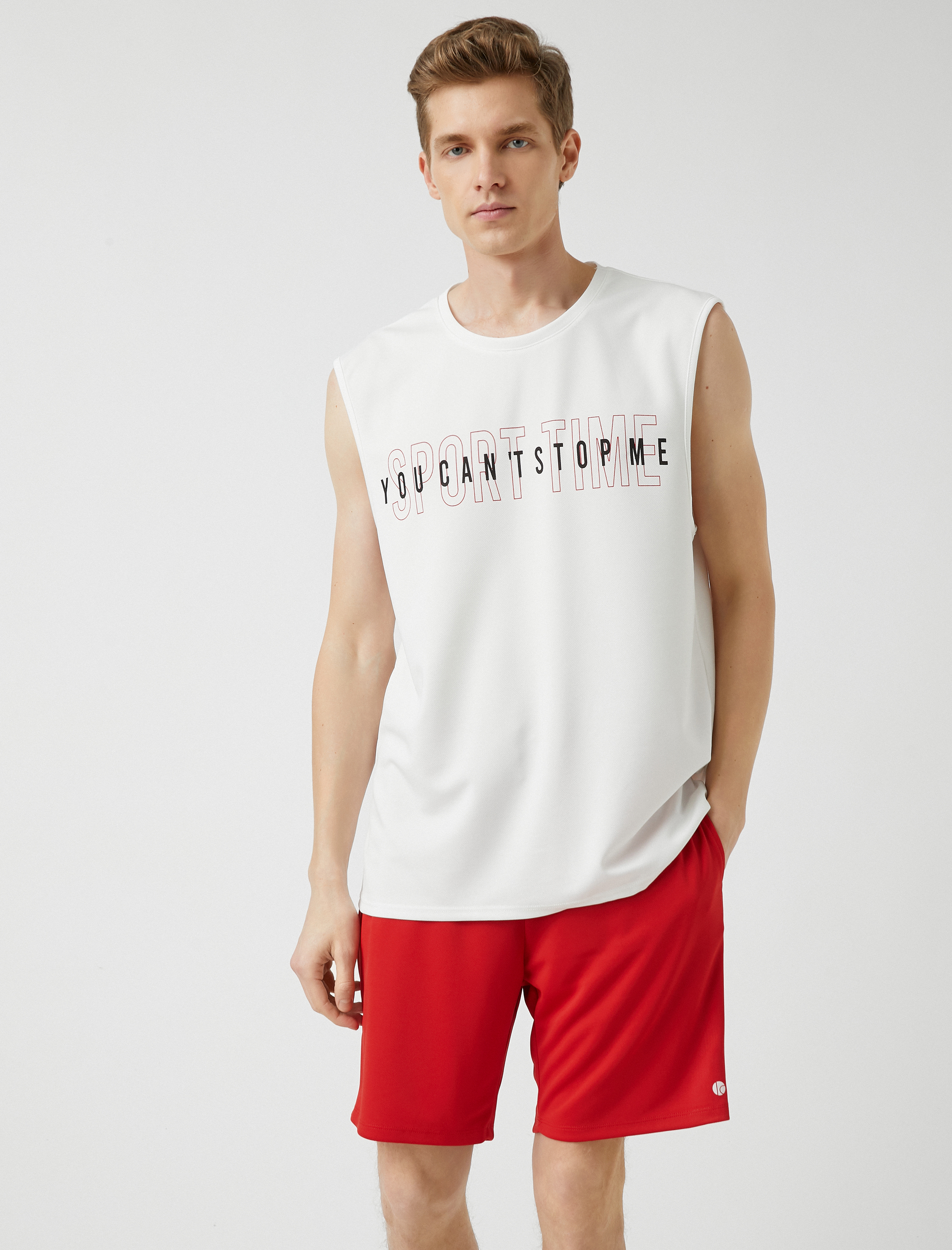   Slogan Baskılı Sporcu Atleti