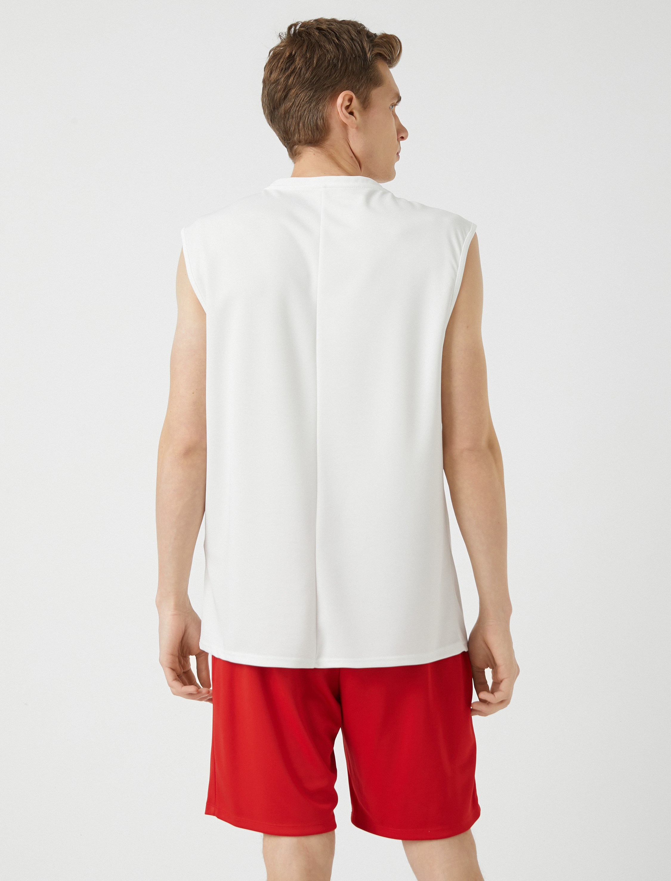   Slogan Baskılı Sporcu Atleti