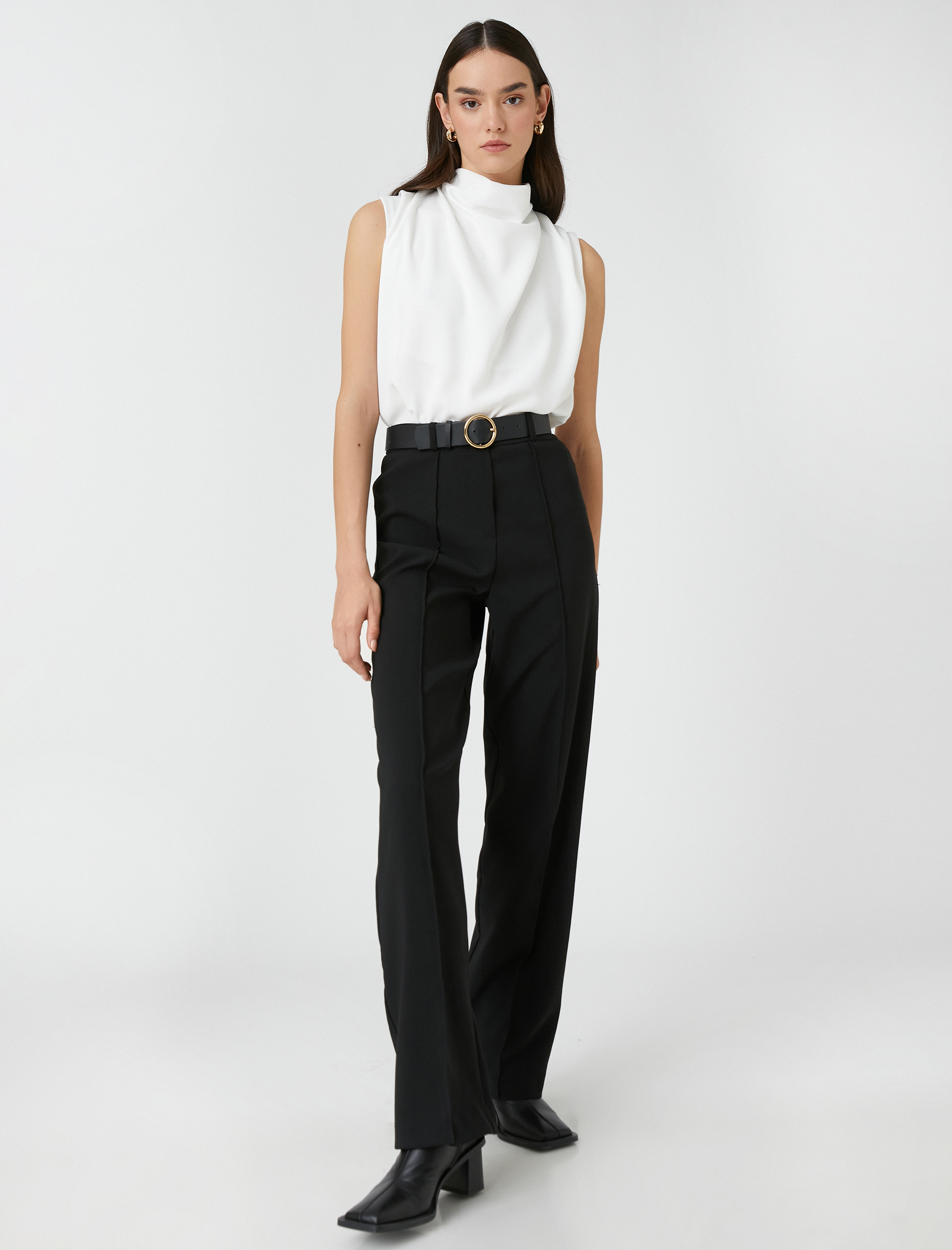   Drapeli Bluz Dik Yaka Kolsuz