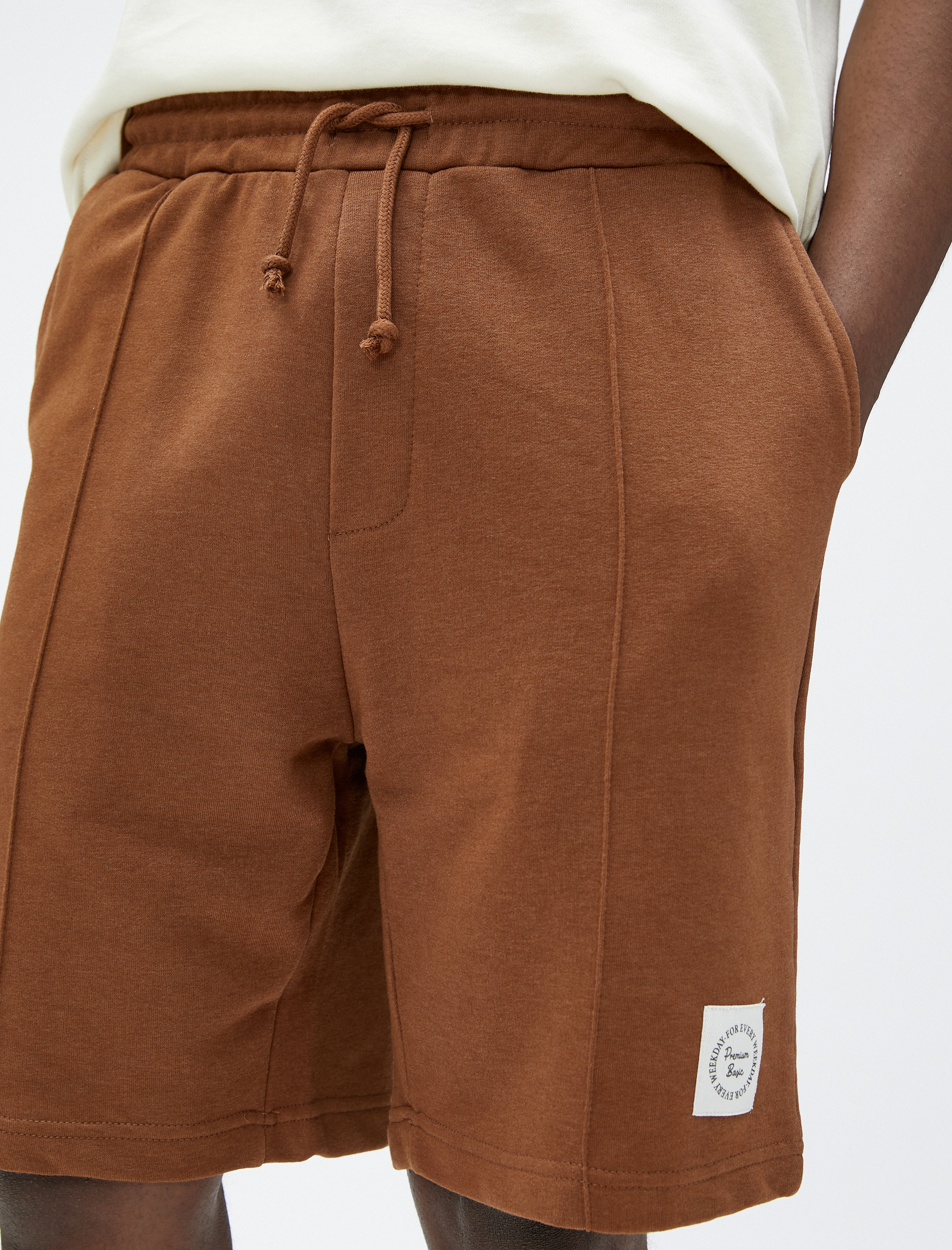   Beli Bağcıklı Şort Cep Detaylı Nervürlü Etiketli