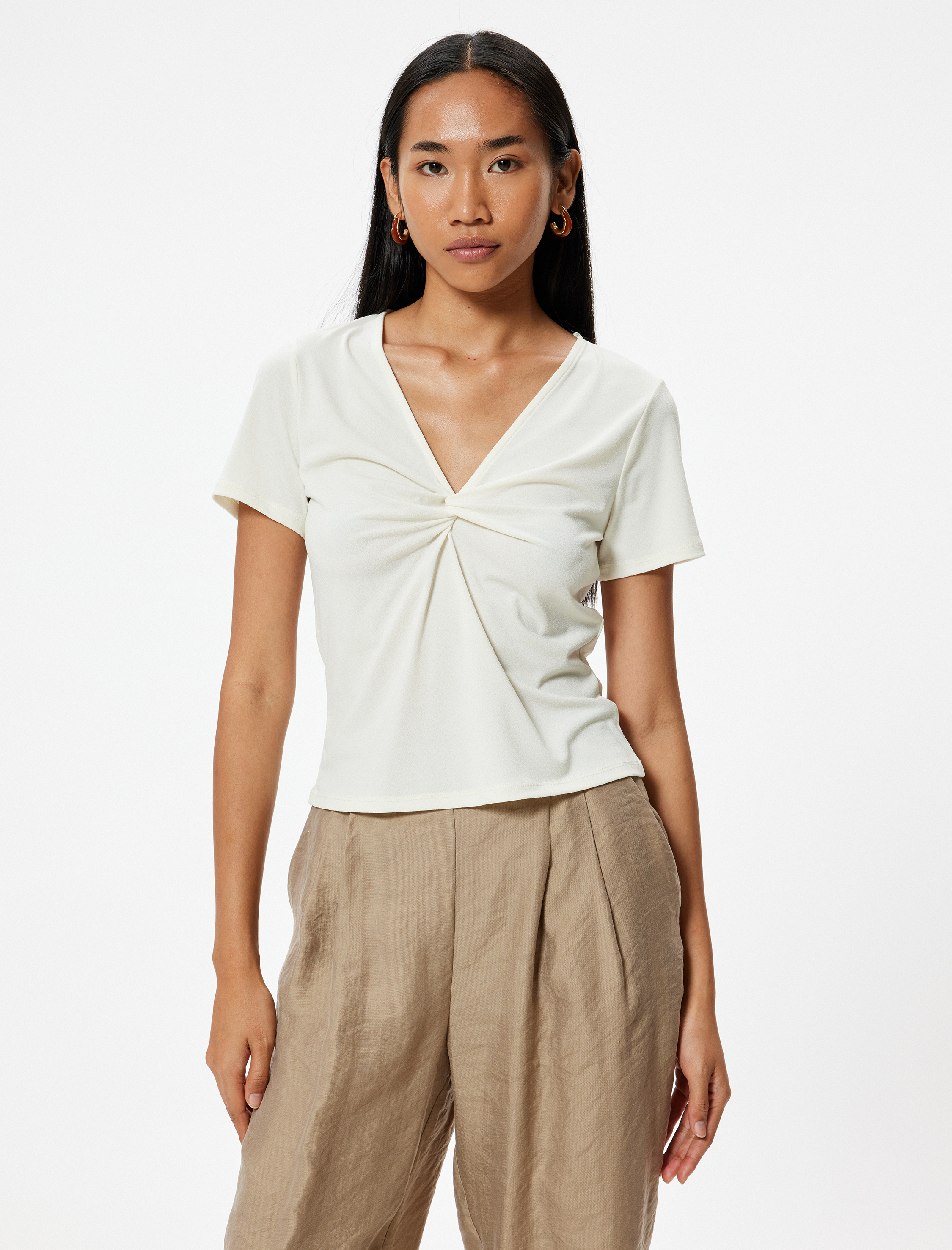   Drapeli V Yaka Tişört Kısa Kollu