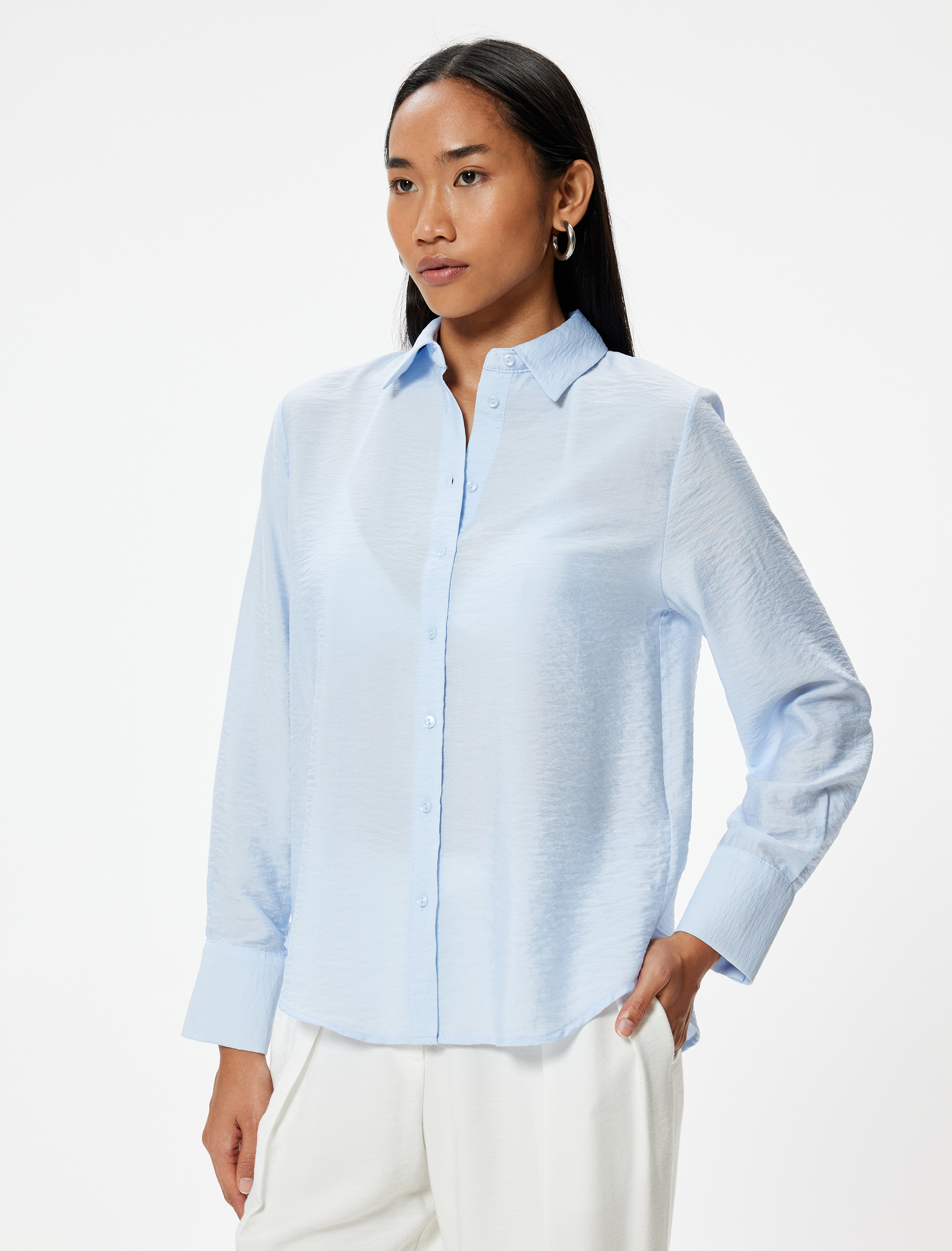   Rahat Kalıp Klasik Yaka Uzun Kollu Saten Viskon Gömlek