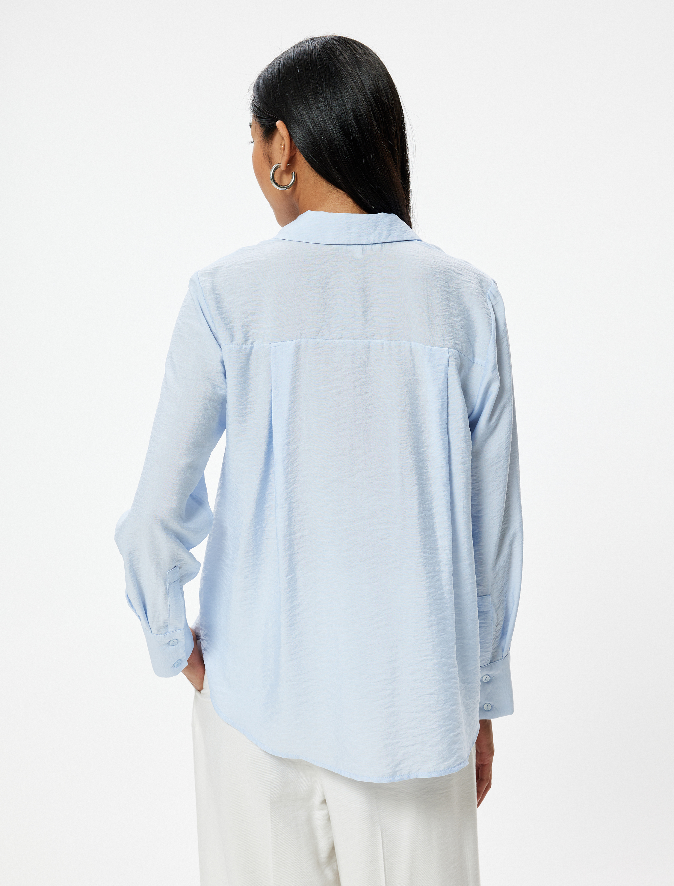   Rahat Kalıp Klasik Yaka Uzun Kollu Saten Viskon Gömlek