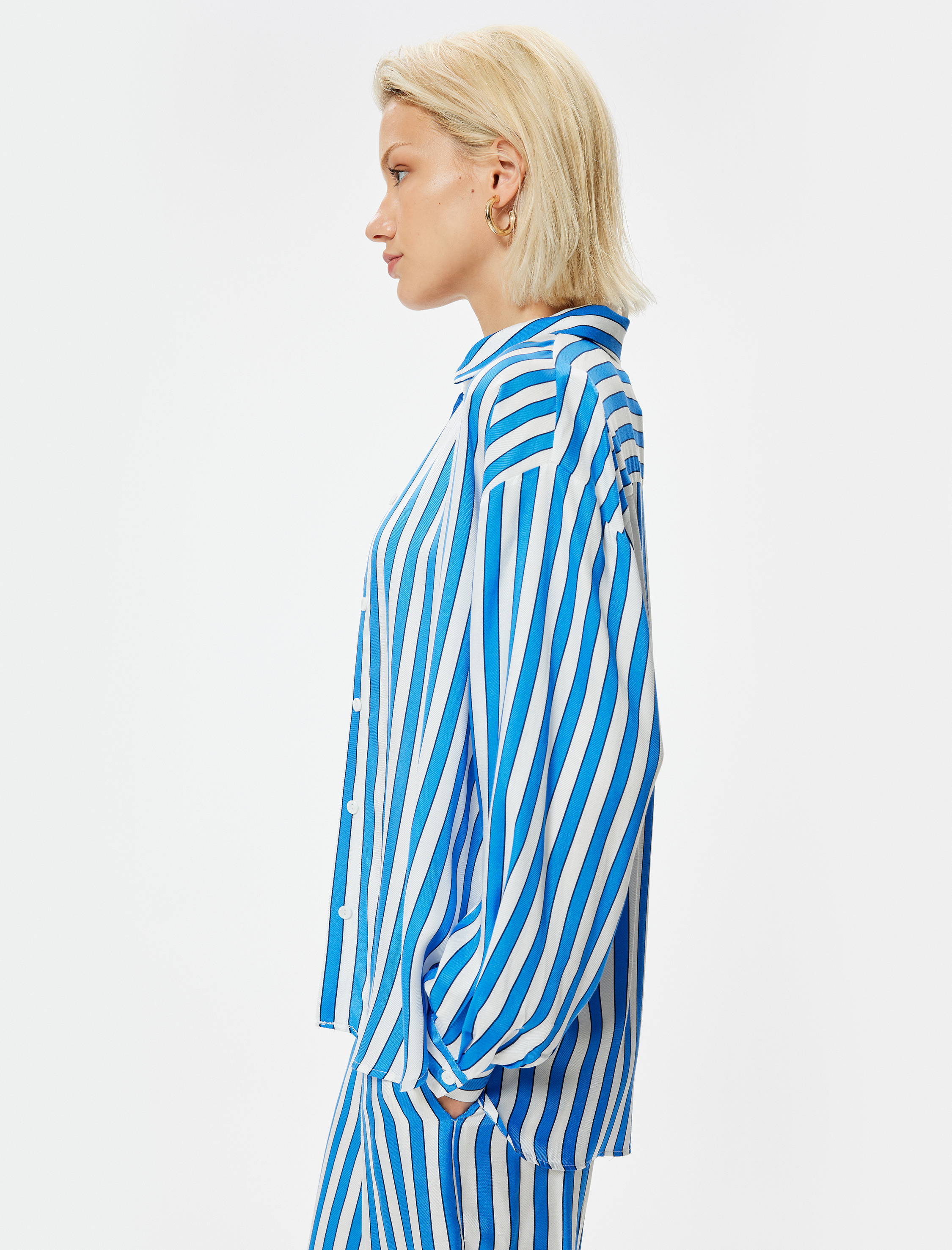   Koton X Sima Tarkan - Oversize Gömlek Uzun Kollu Viskoz Kumaş