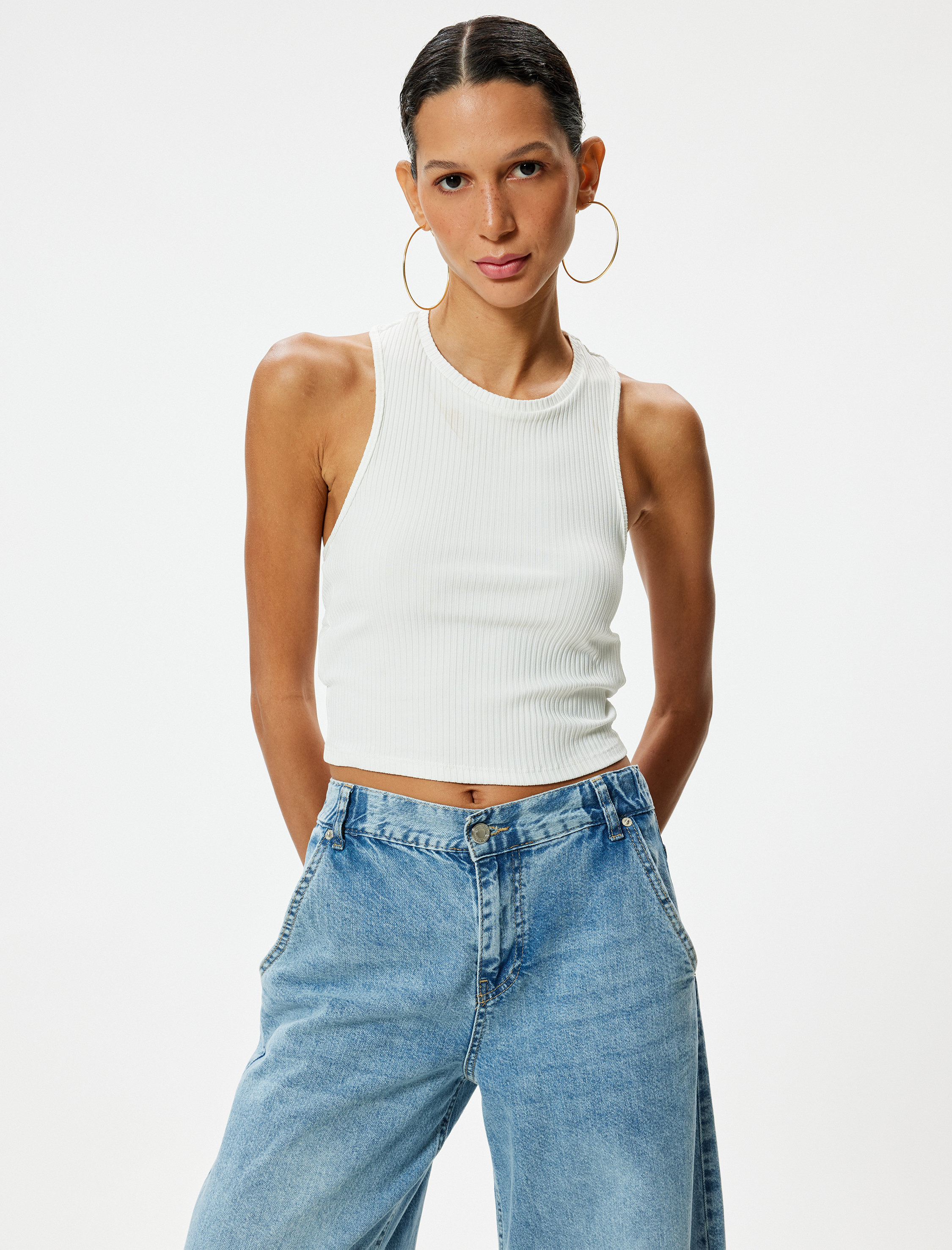   Halter Yaka Atlet Fitilli Sırt Detaylı Kolsuz Slim Fit