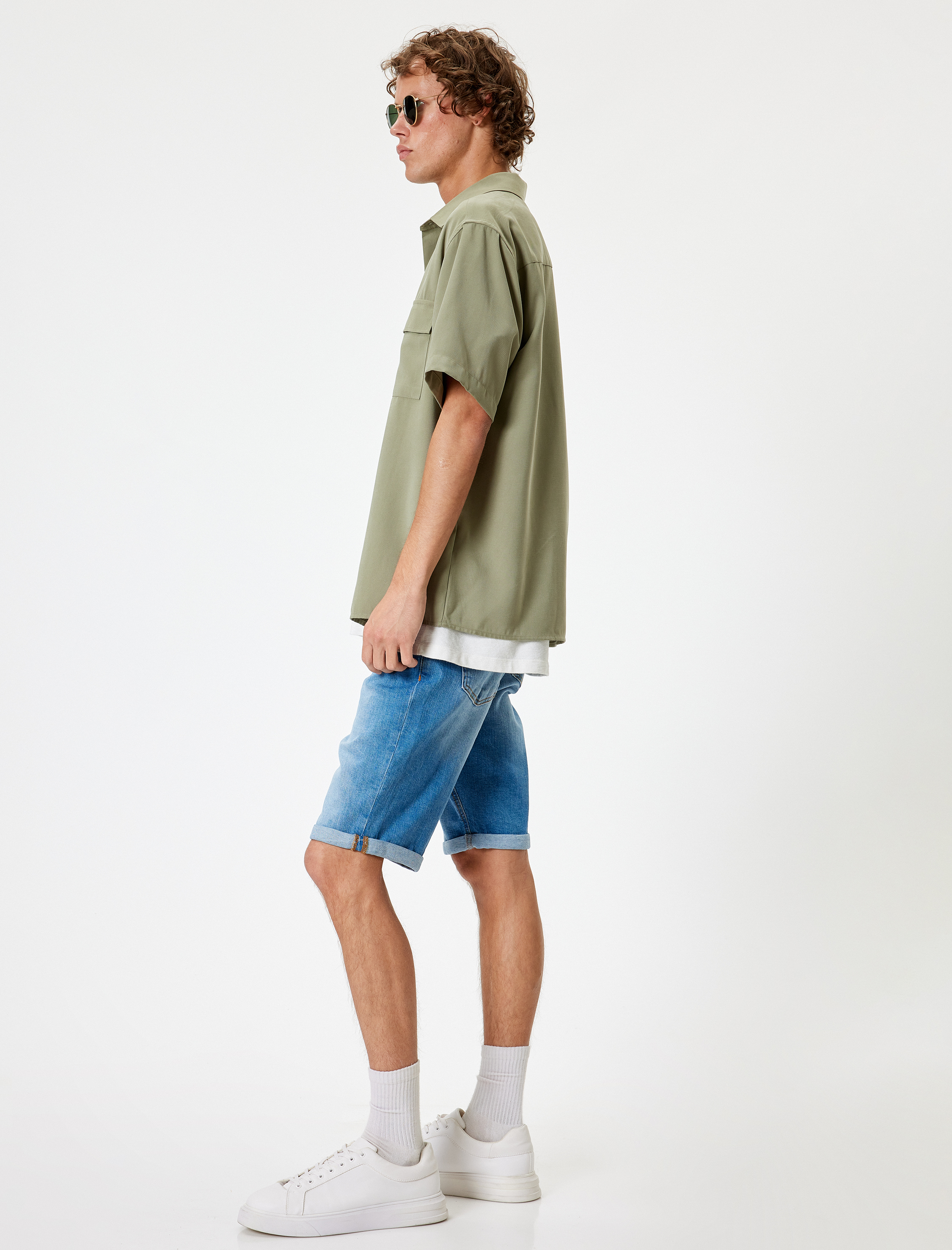   Slim Fit Kot Şort Bermuda Katlama Paçalı Düğme Detaylı