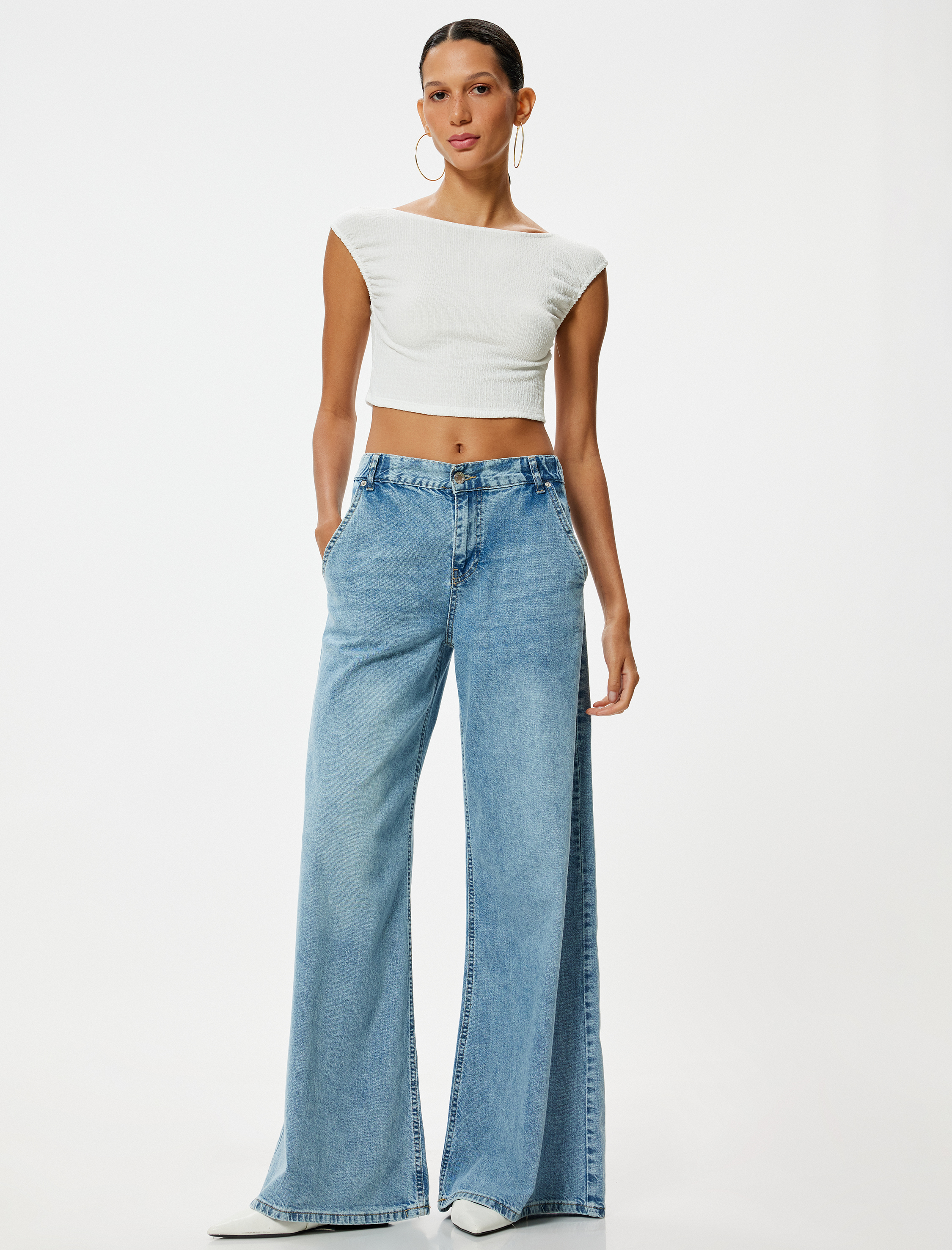 Koton Kadın Crop Tişört Bürümcük Sırt Detaylı Kap Kol Kayık Yaka Slim Fit Bürümcük -1