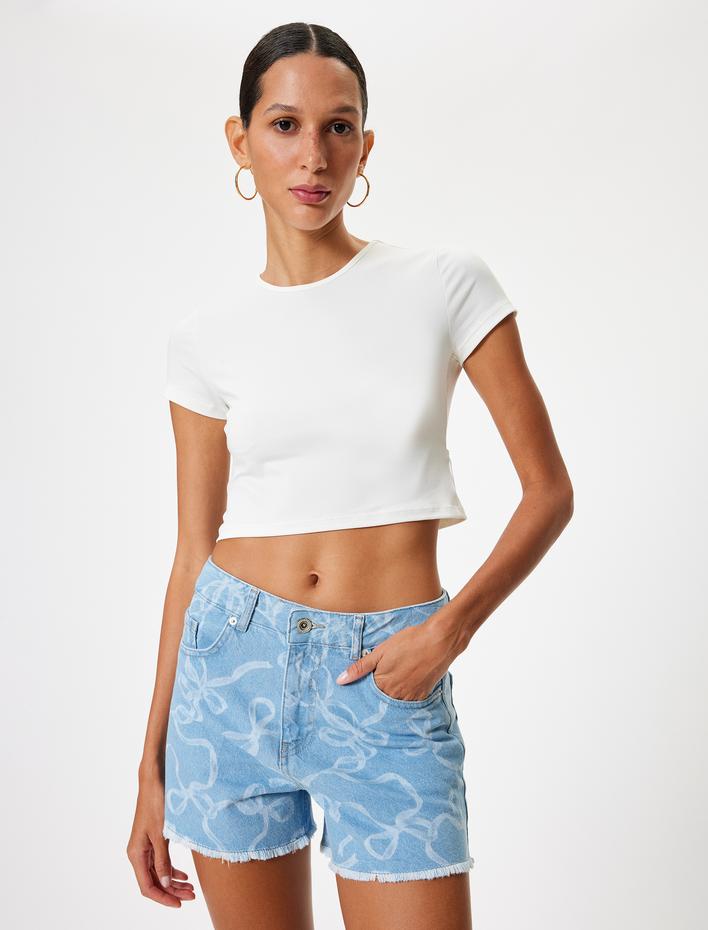  Mini Kot Şort Fiyonk Baskılı Düğmeli Cepli Rahat Kalıp Püsküllü Paça