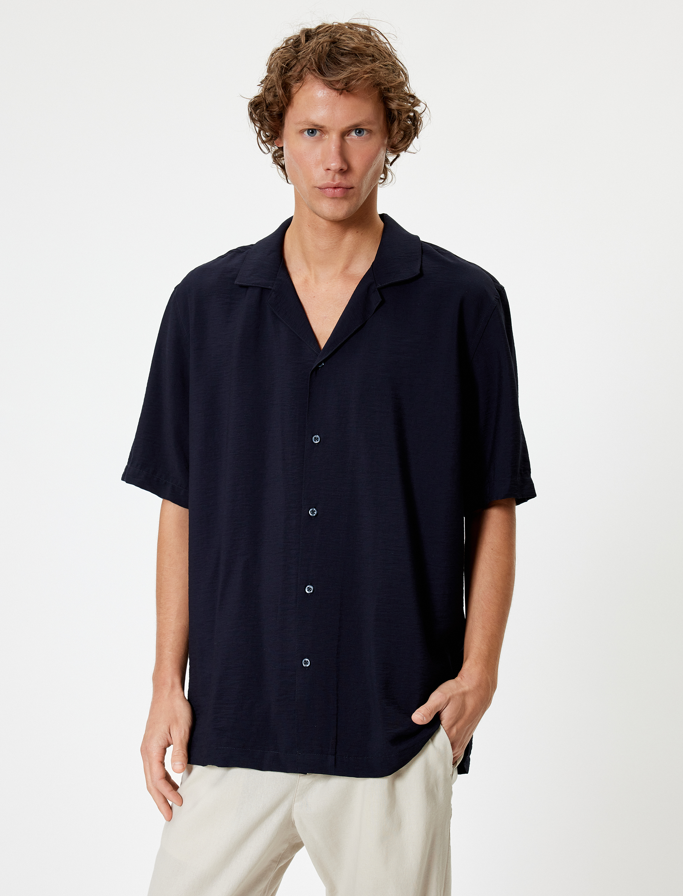   Basic Gömlek Kısa Kollu Regular Fit