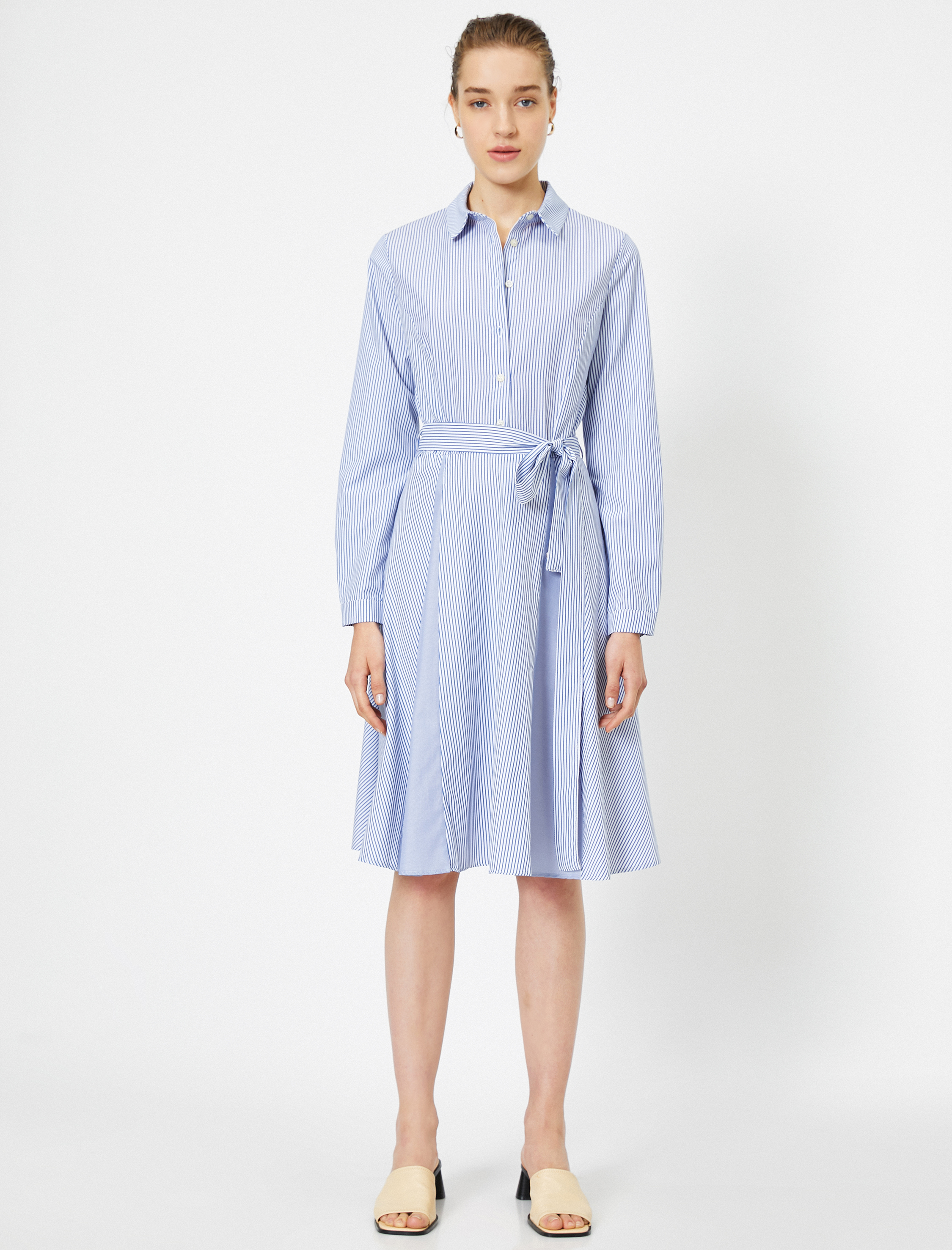   Çizgili Kemer Detaylı Elbise