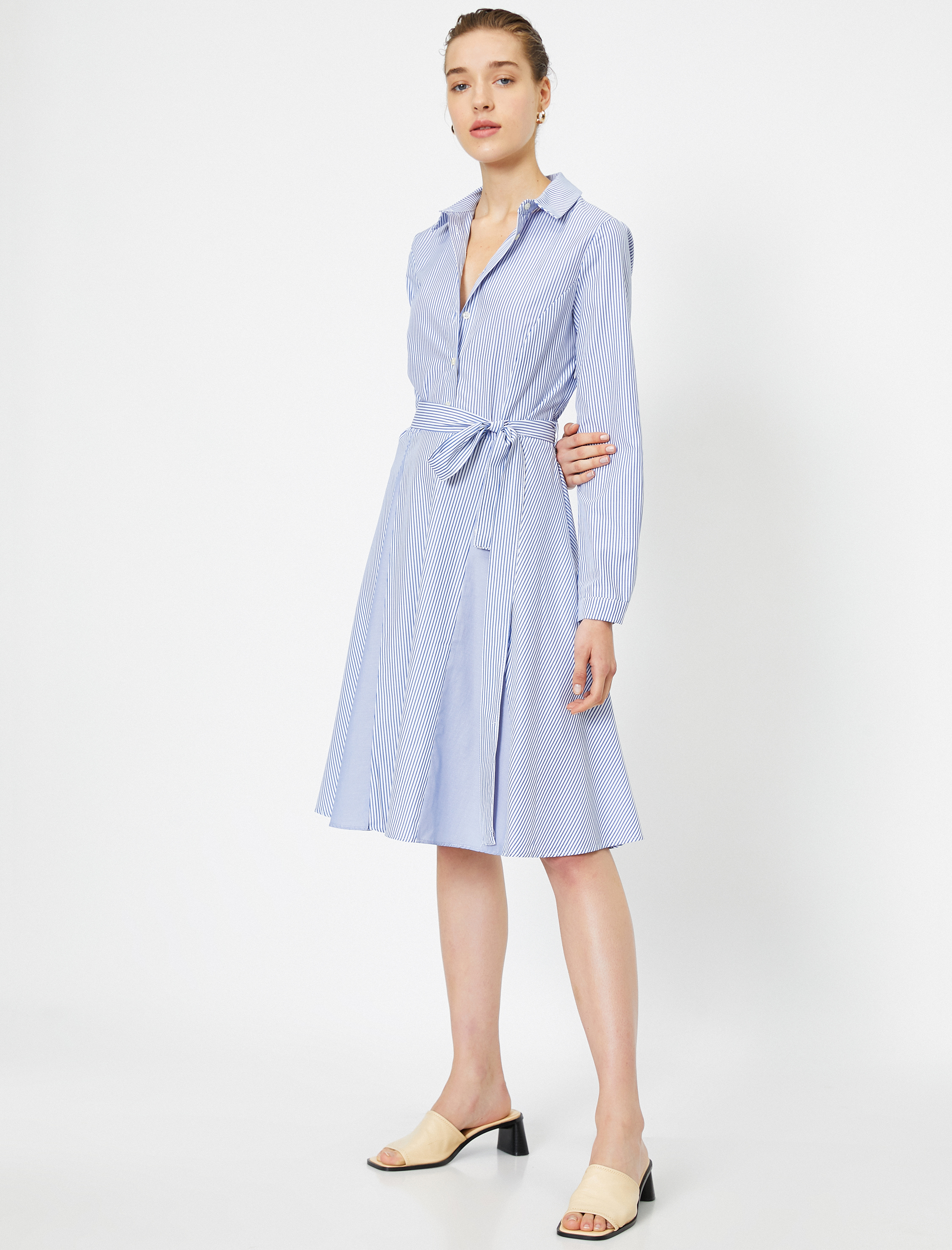   Çizgili Kemer Detaylı Elbise