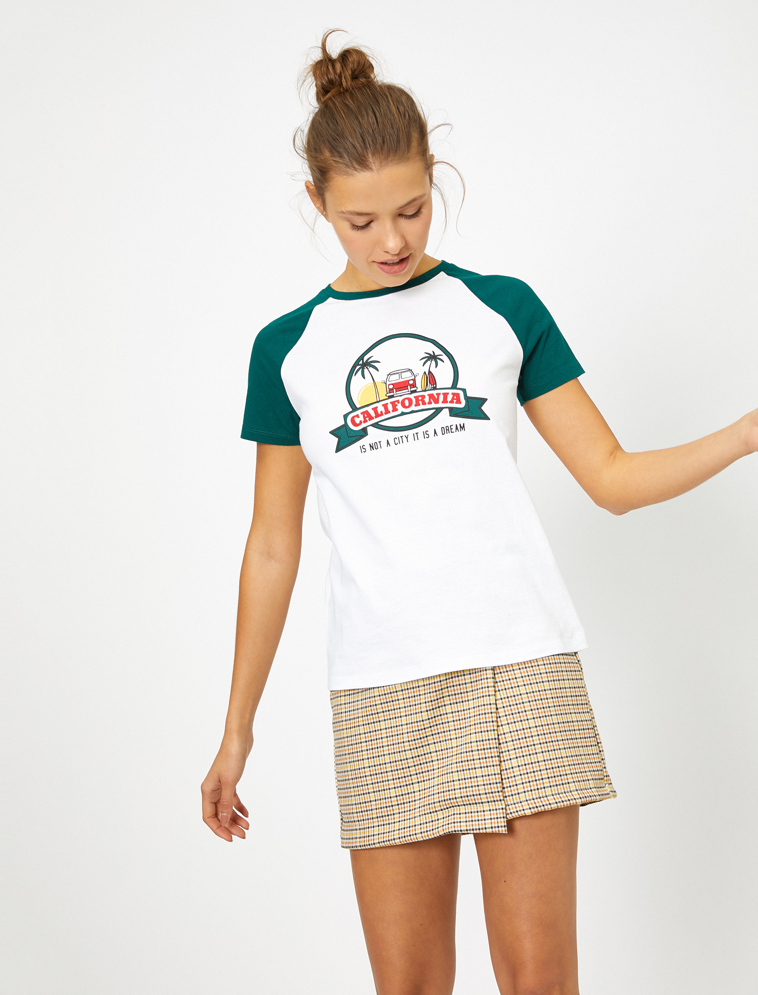   Bisiklet Yaka Baskılı Kısa Kol Tişört