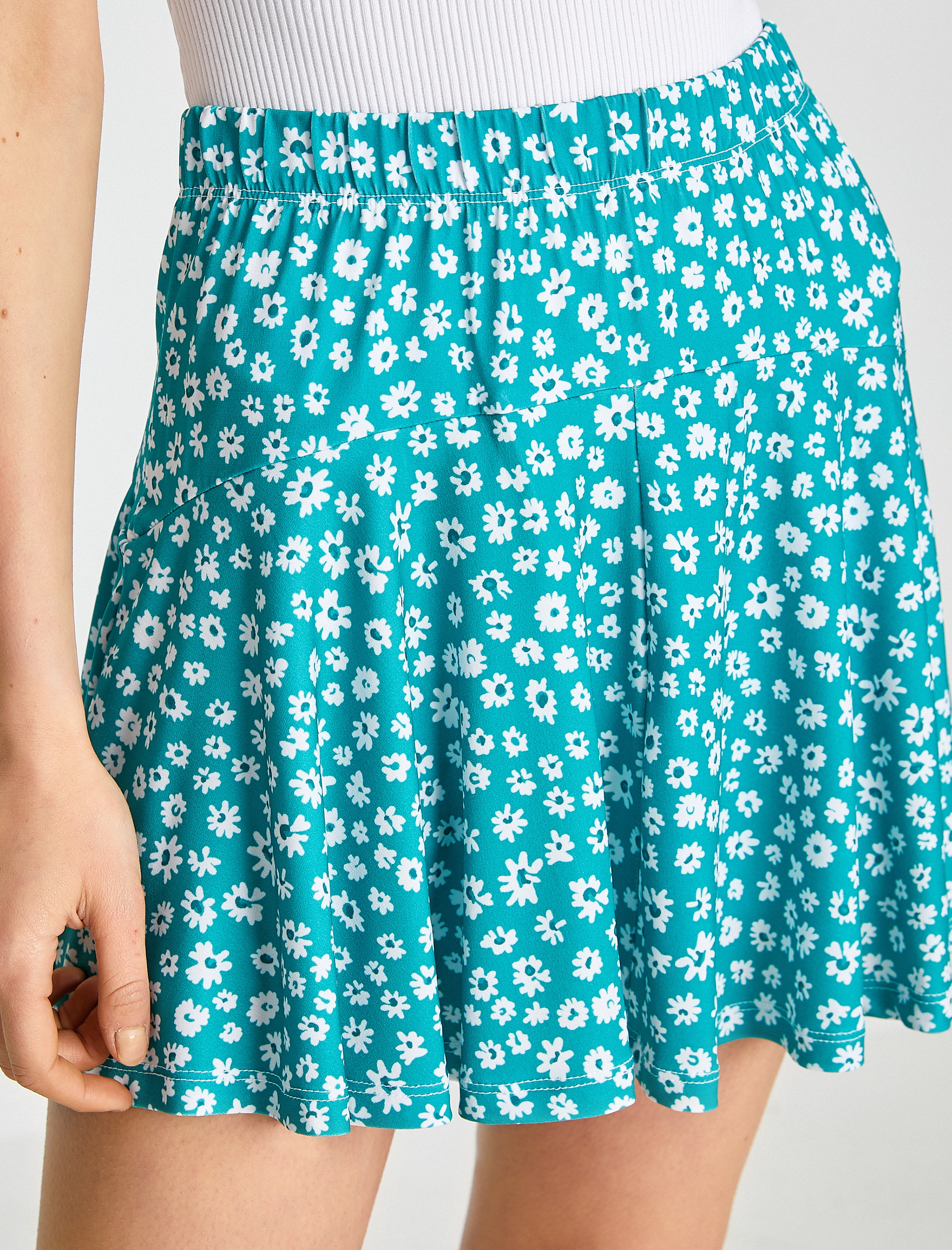   Çiçekli Mini Etek Beli Lastikli Fırfırlı