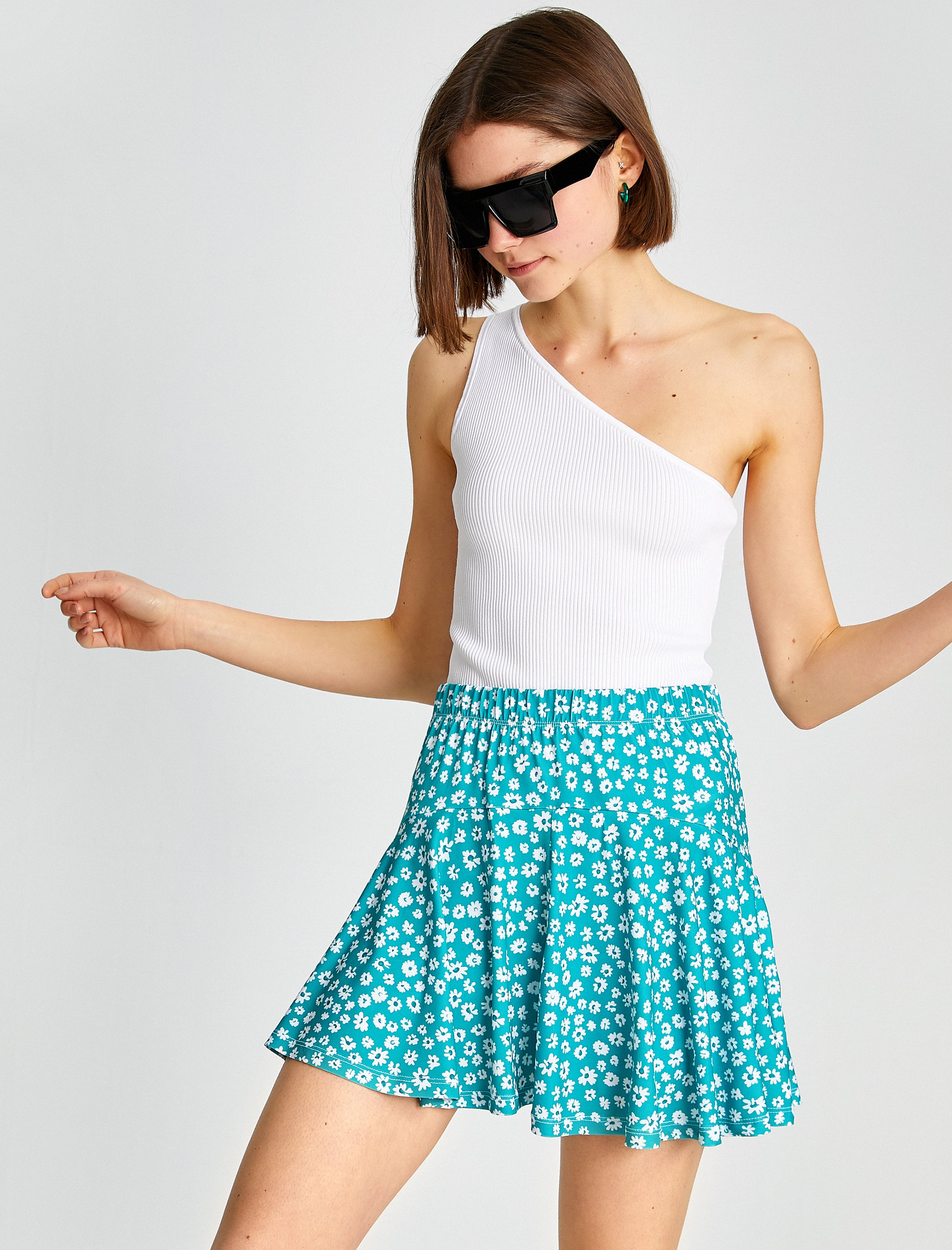   Çiçekli Mini Etek Beli Lastikli Fırfırlı