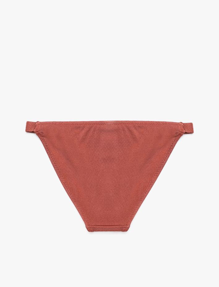  Toka Detaylı Bikini Altı