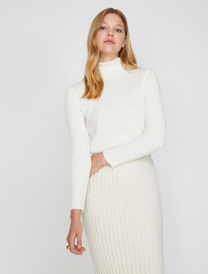  Boğazlı Triko Kazak