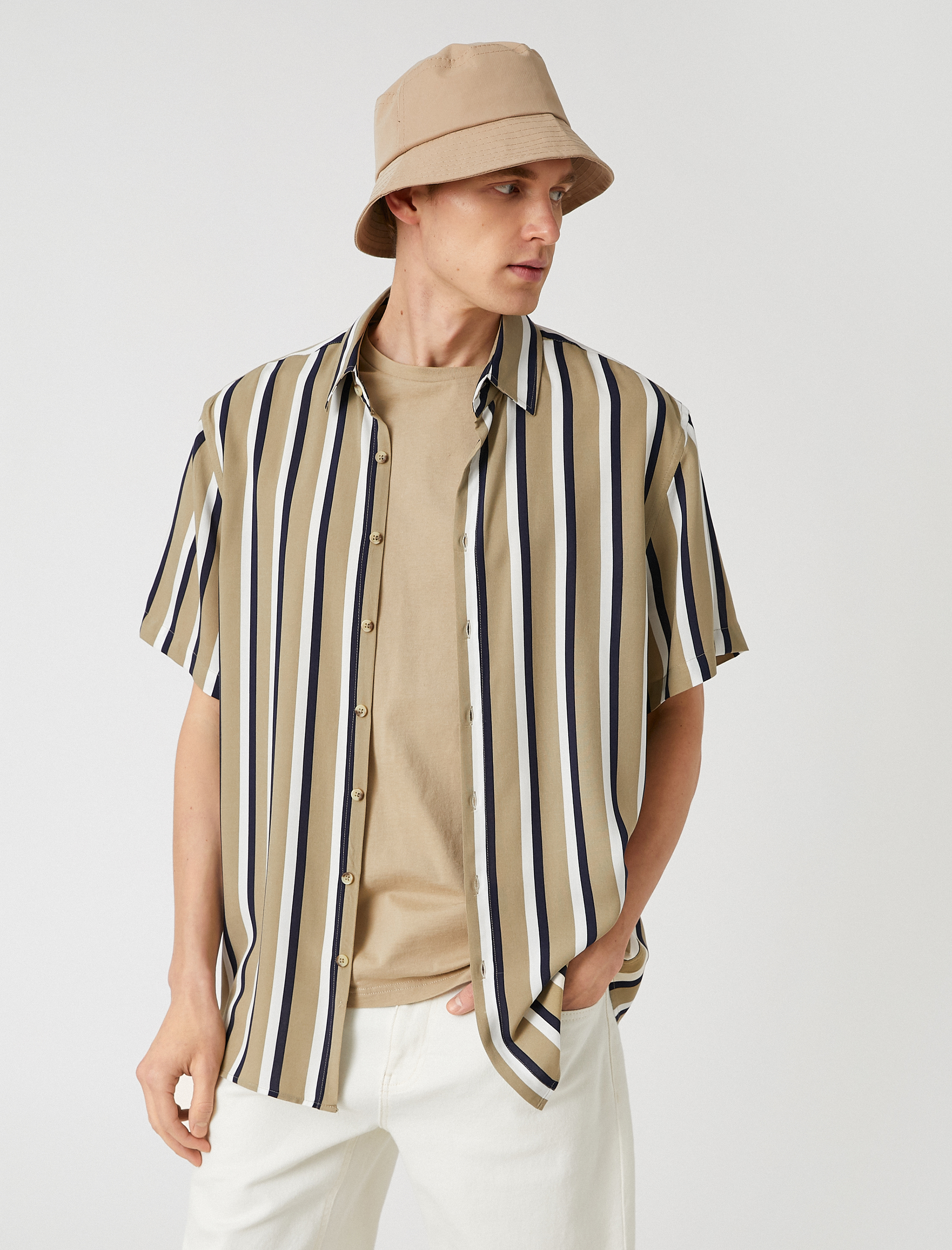   Regular Fit Kısa Kollu Gömlek