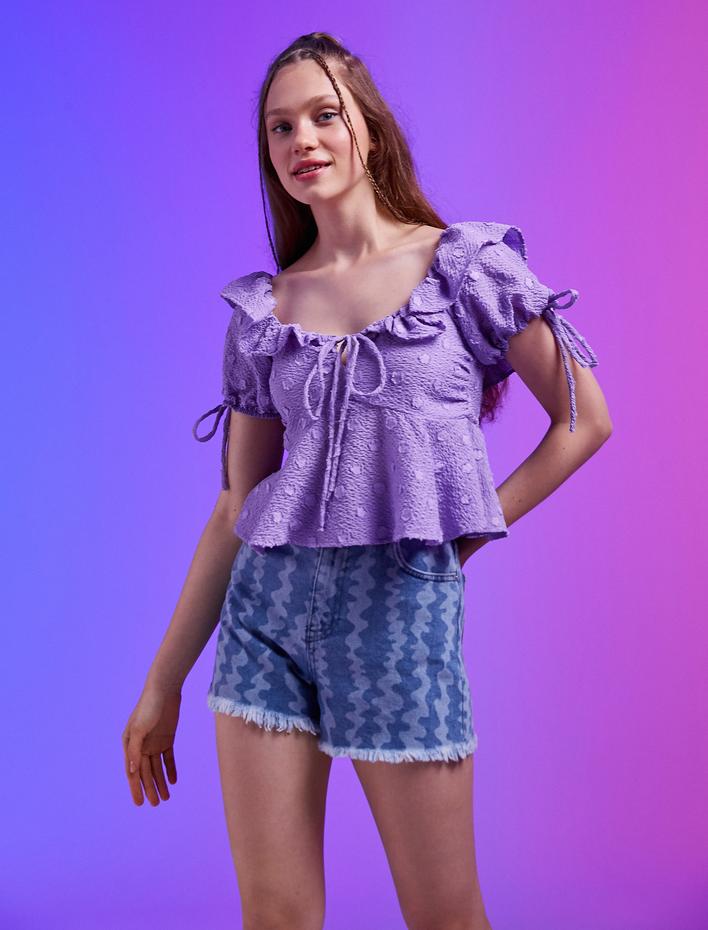  Omzu Fırfırlı Bluz