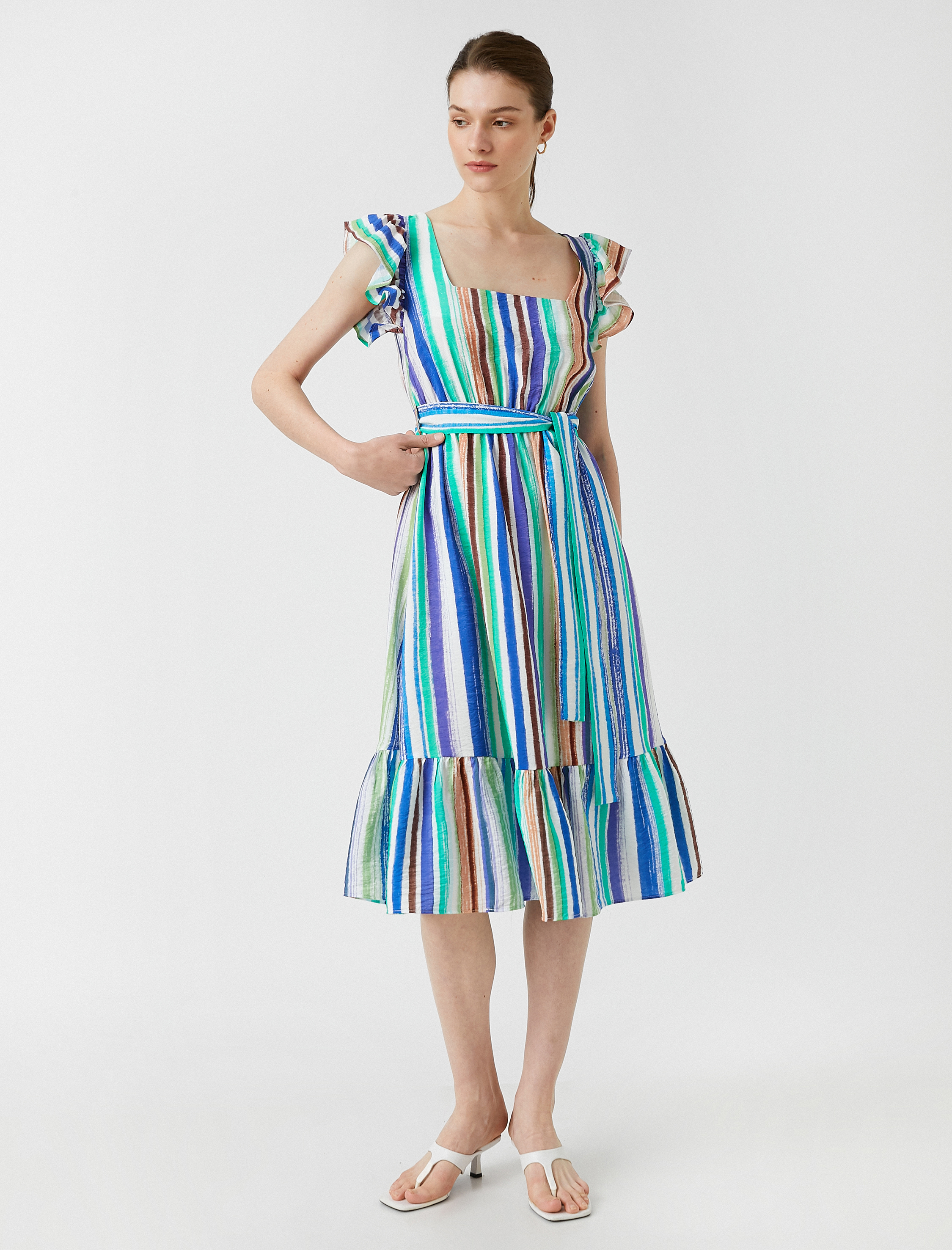 Midi Boy Viskon Elbise Fırfırlı Kuşaklı