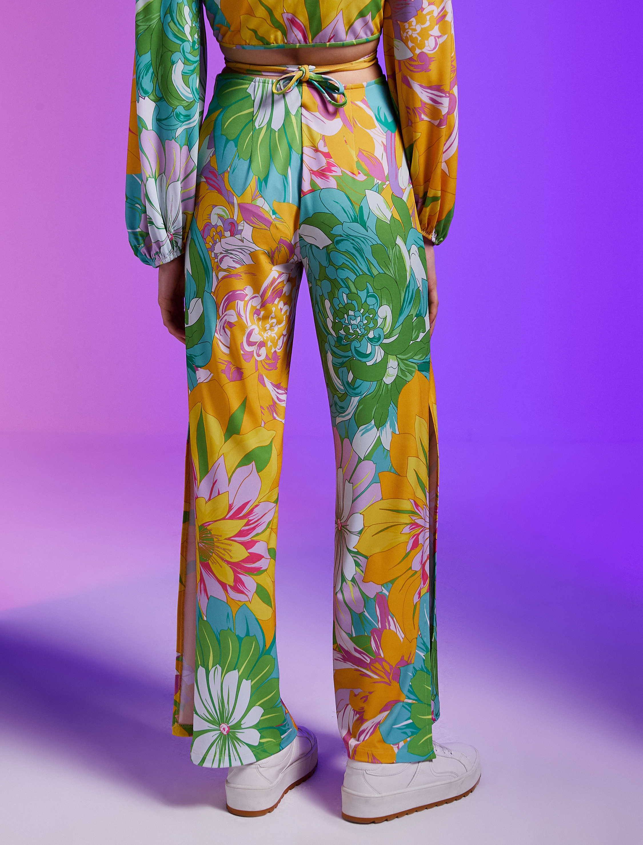   Çiçek Baskılı Yırtmaçlı Pantolon