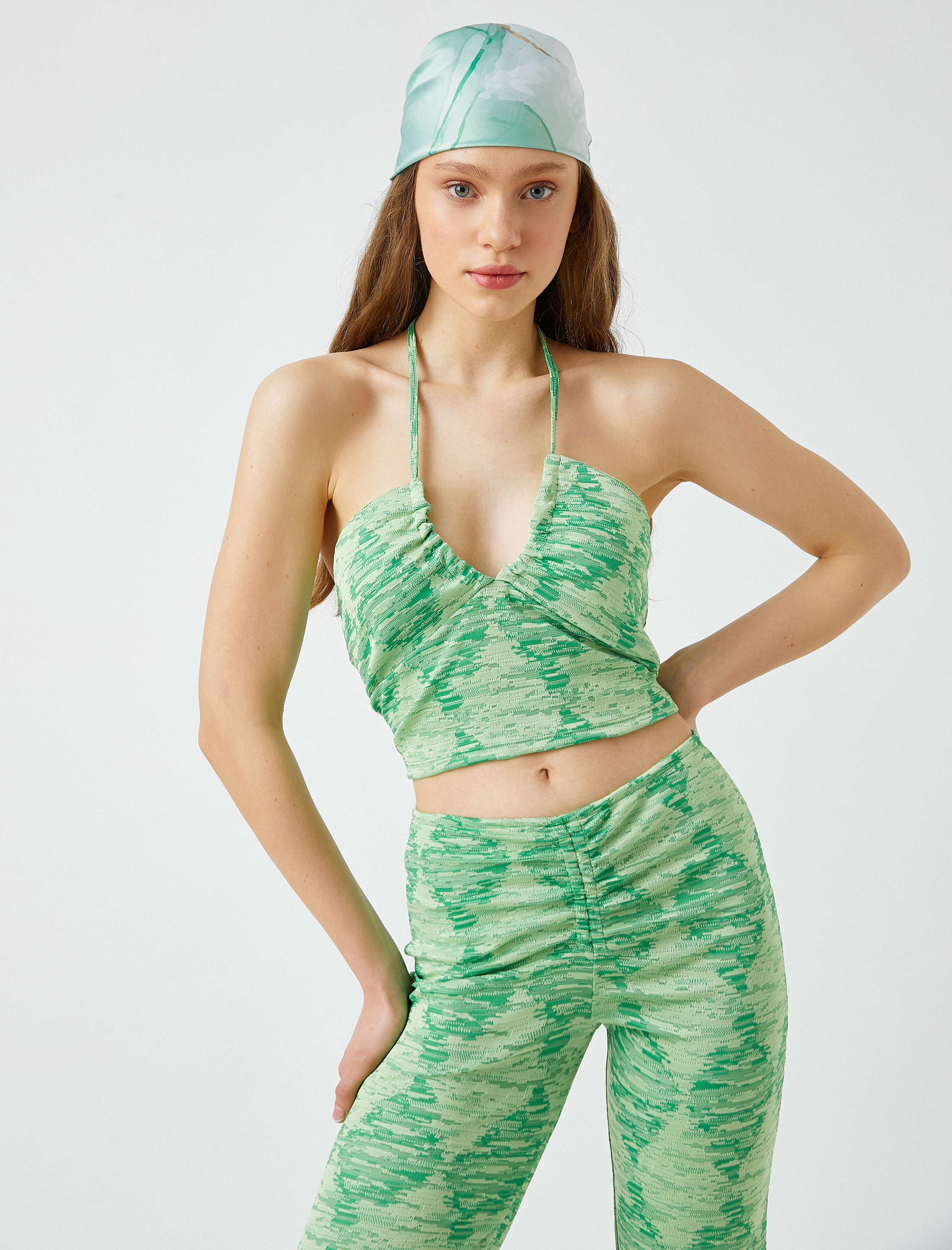  Halter Yaka Crop Büstiyer