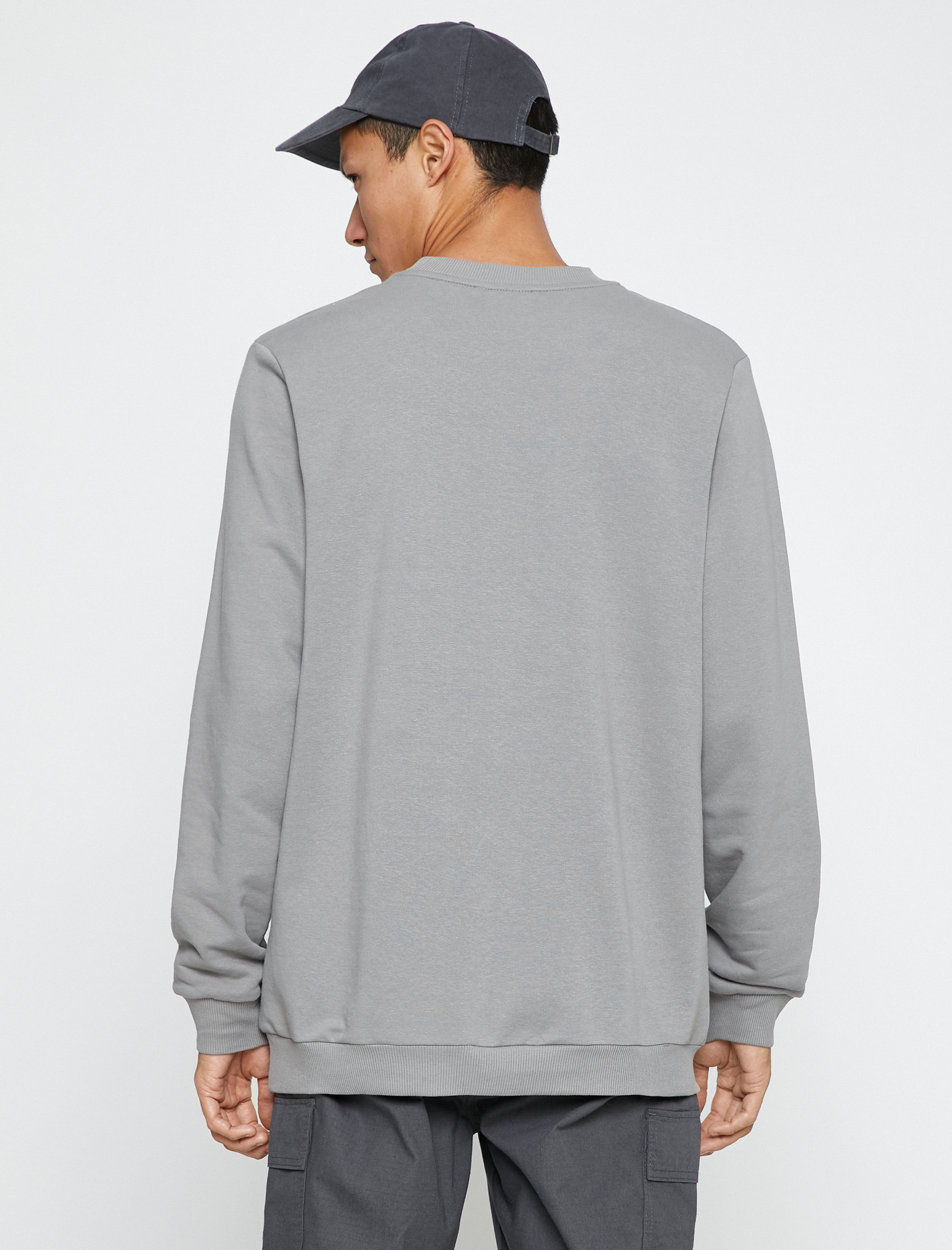   Basic Bisiklet Yaka Sweatshirt Uzun Kollu
