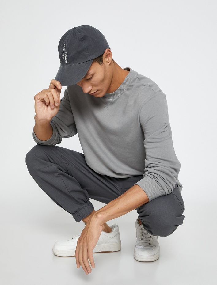  Basic Bisiklet Yaka Sweatshirt Uzun Kollu