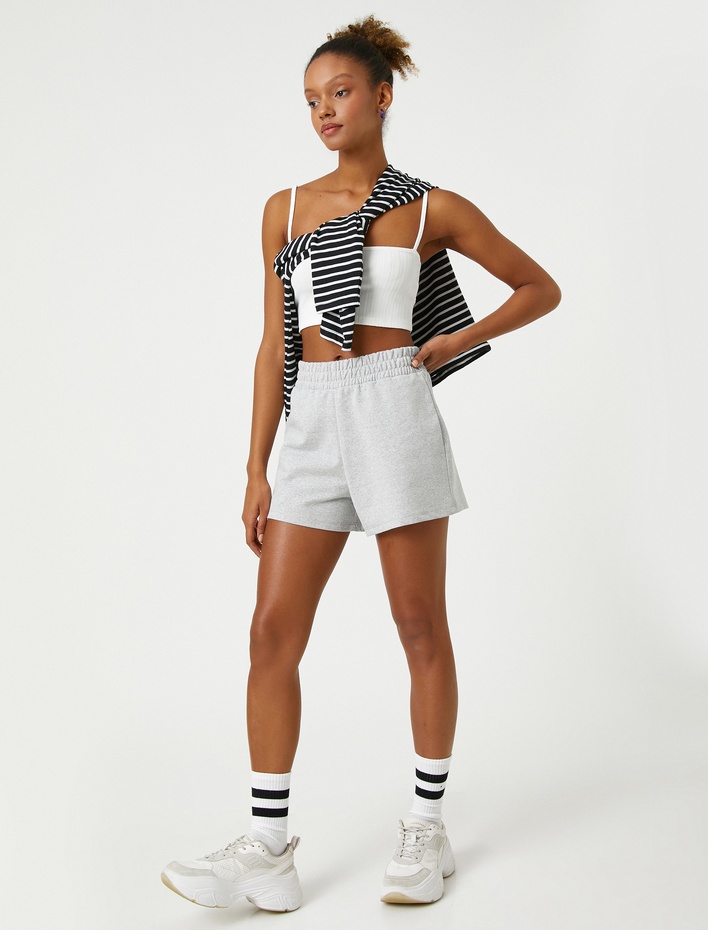  Basic Mini Şort Beli Kalın Lastikli Rahat Kesim