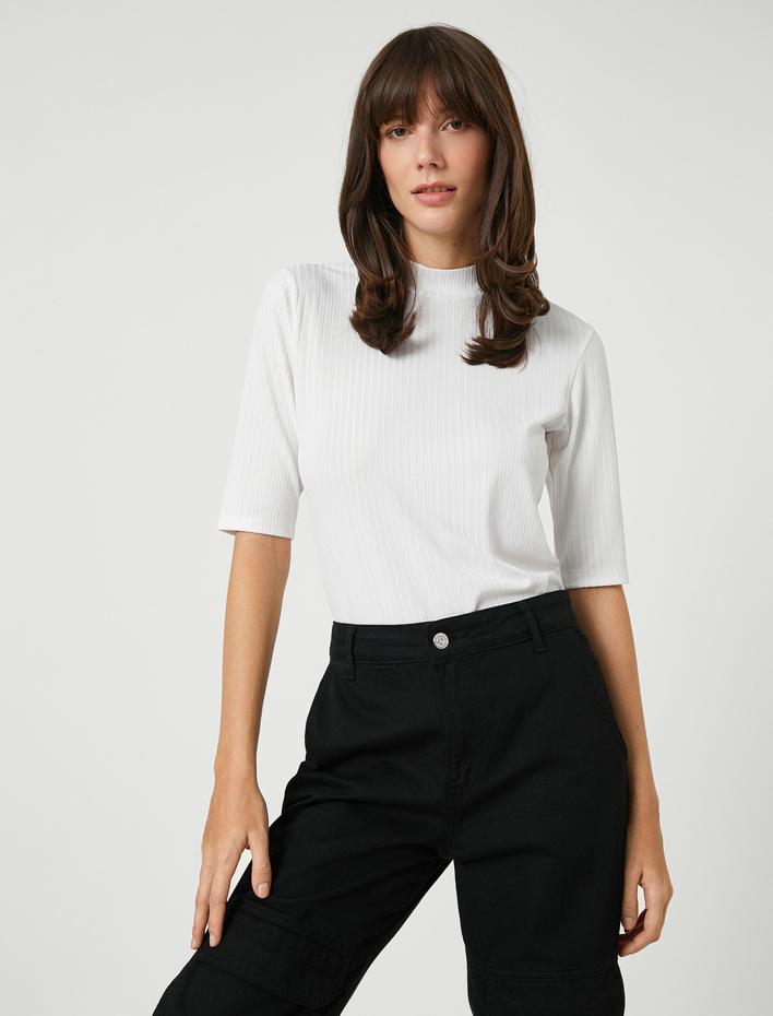  Yarım Kollu Tişört Yarım Balıkçı Yaka