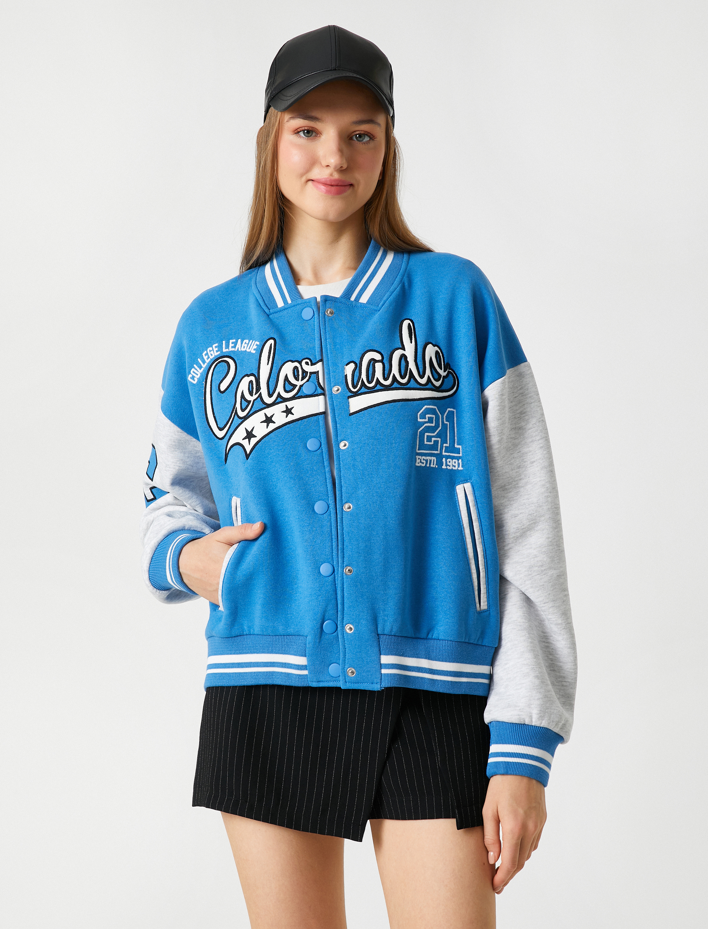   Şardonlu Kolej Ceketi Nakışlı Cep Detaylı Çıtçıt Düğmeli Ribanalı