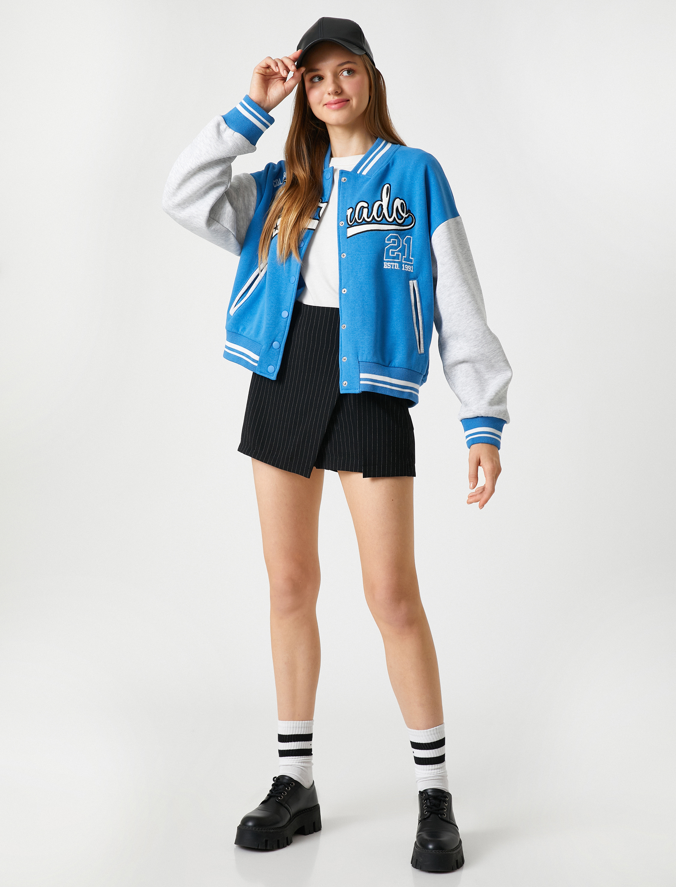   Şardonlu Kolej Ceketi Nakışlı Cep Detaylı Çıtçıt Düğmeli Ribanalı