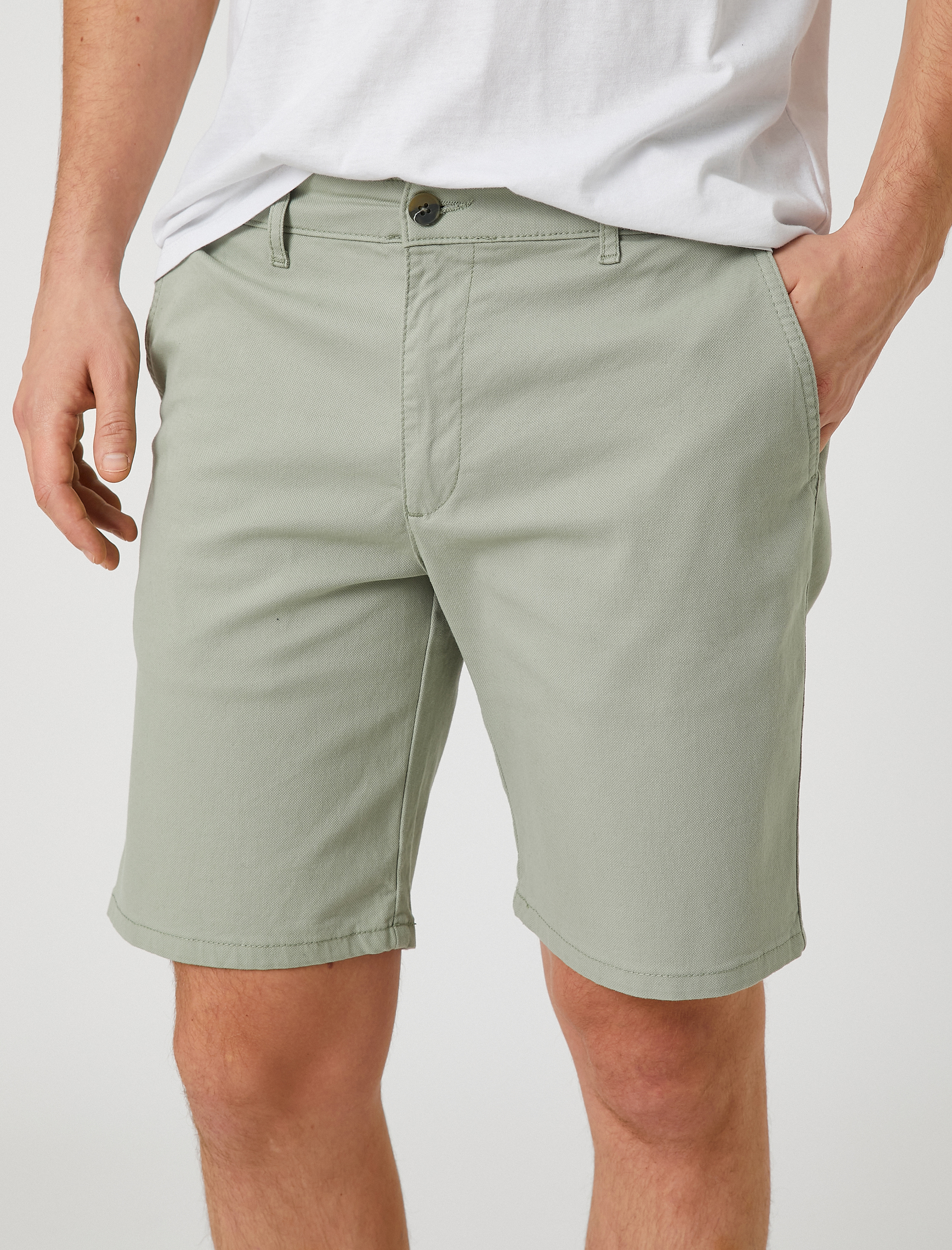   Basic Dokuma Şort Düğmeli Cep Detaylı