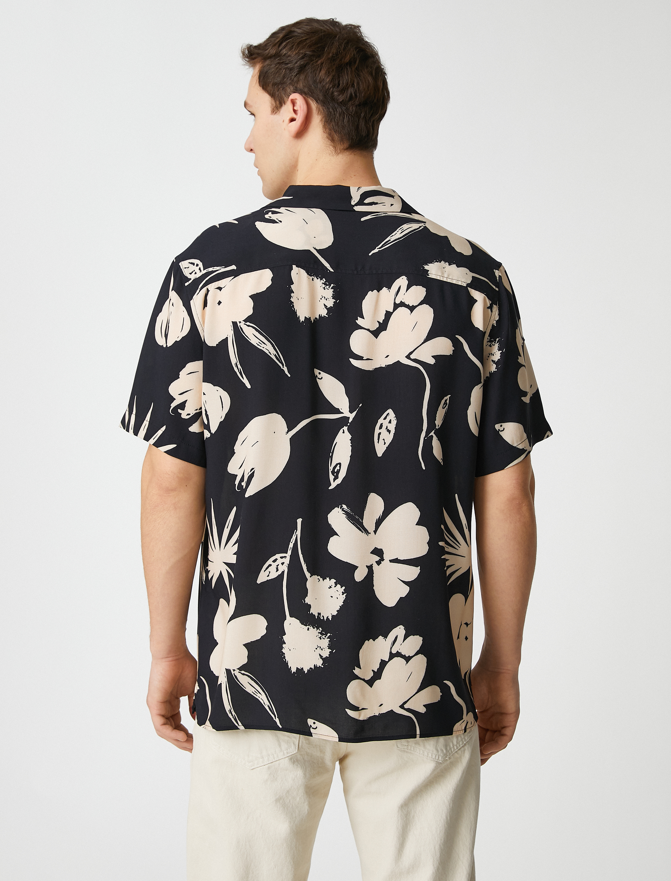   Vintage Gömlek Çiçekli Kısa Kollu Devrik Yaka