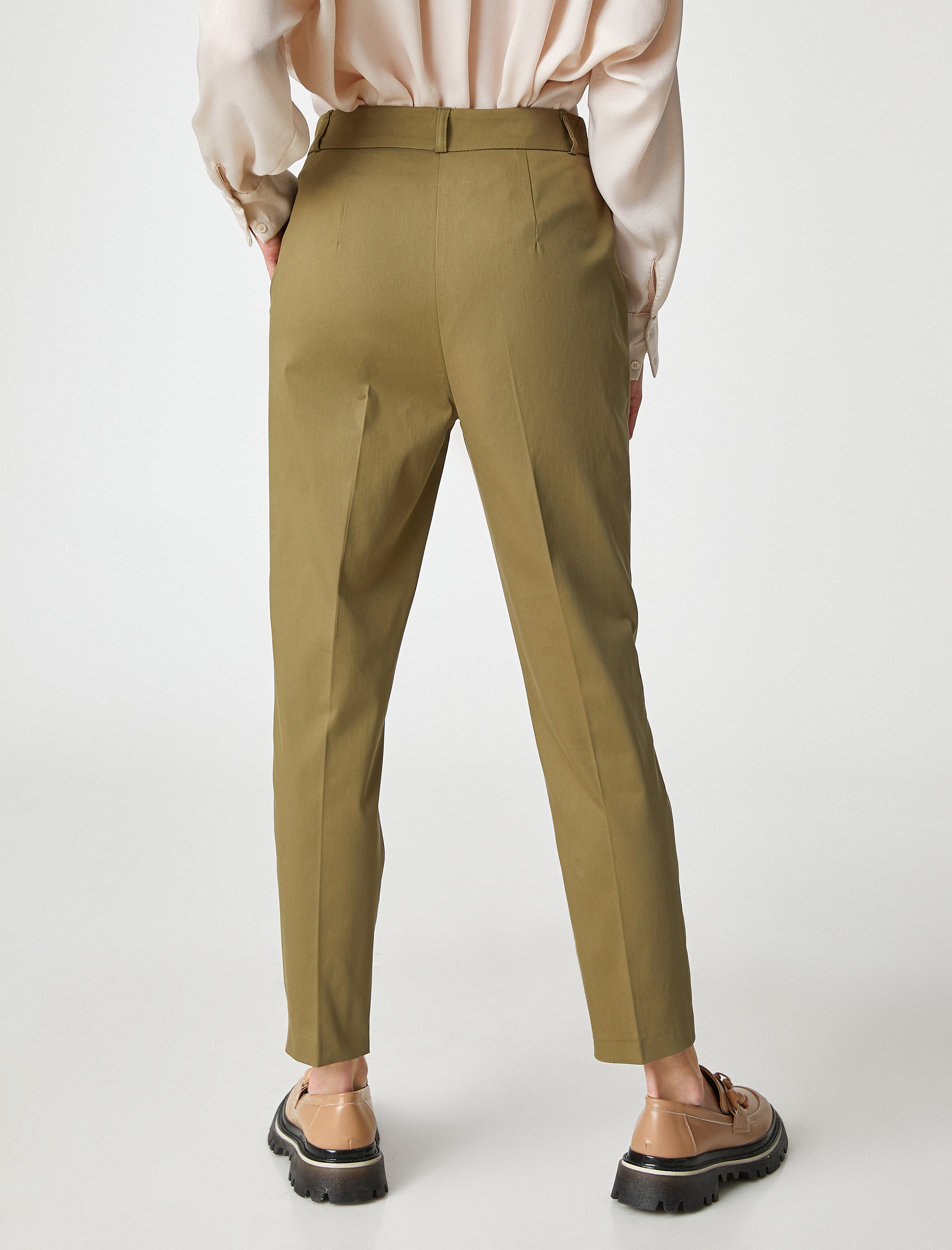   Basic Kumaş Pantolon Dar Kesim Cepli