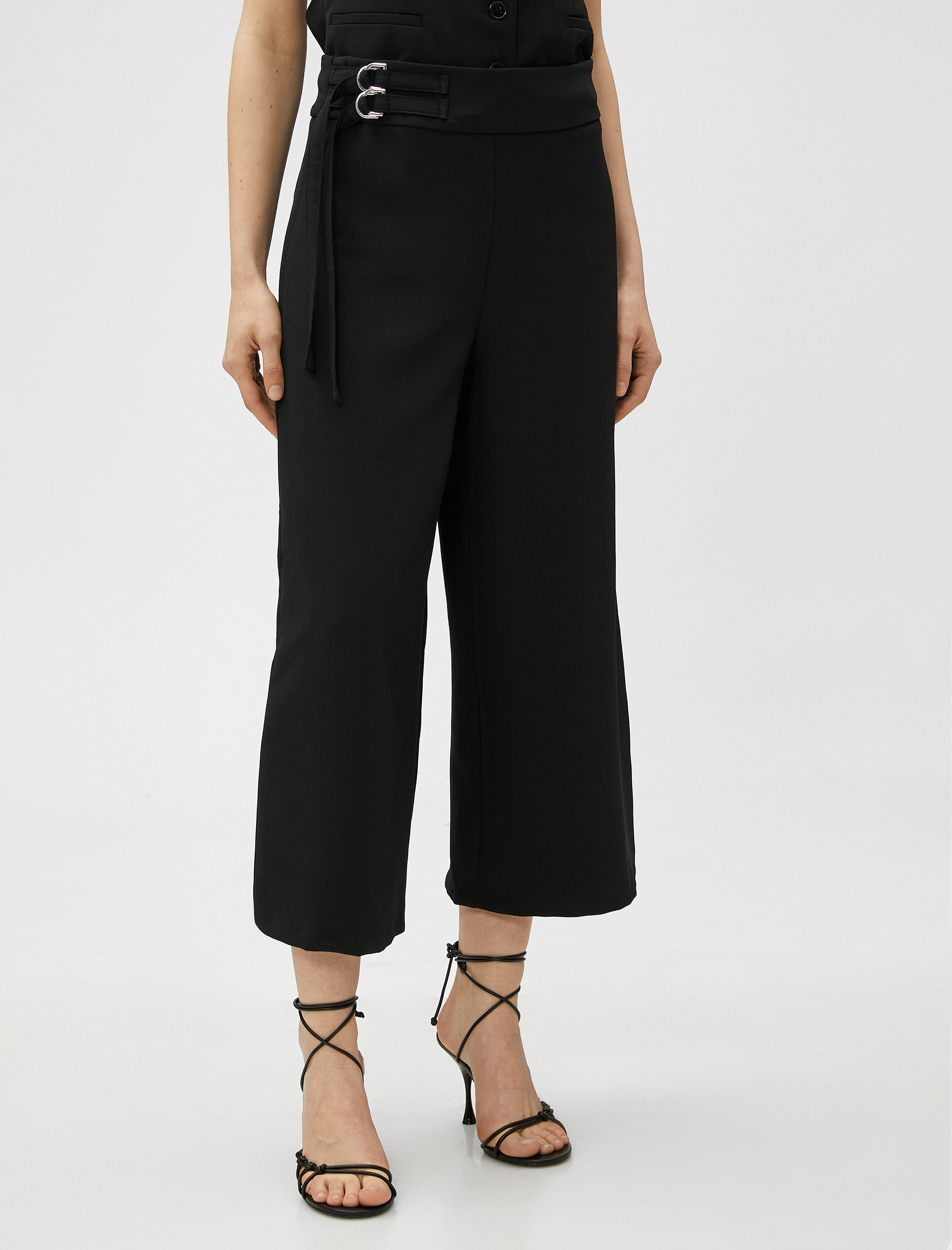   Crop Pantolon Bol Paça Kemer Detaylı