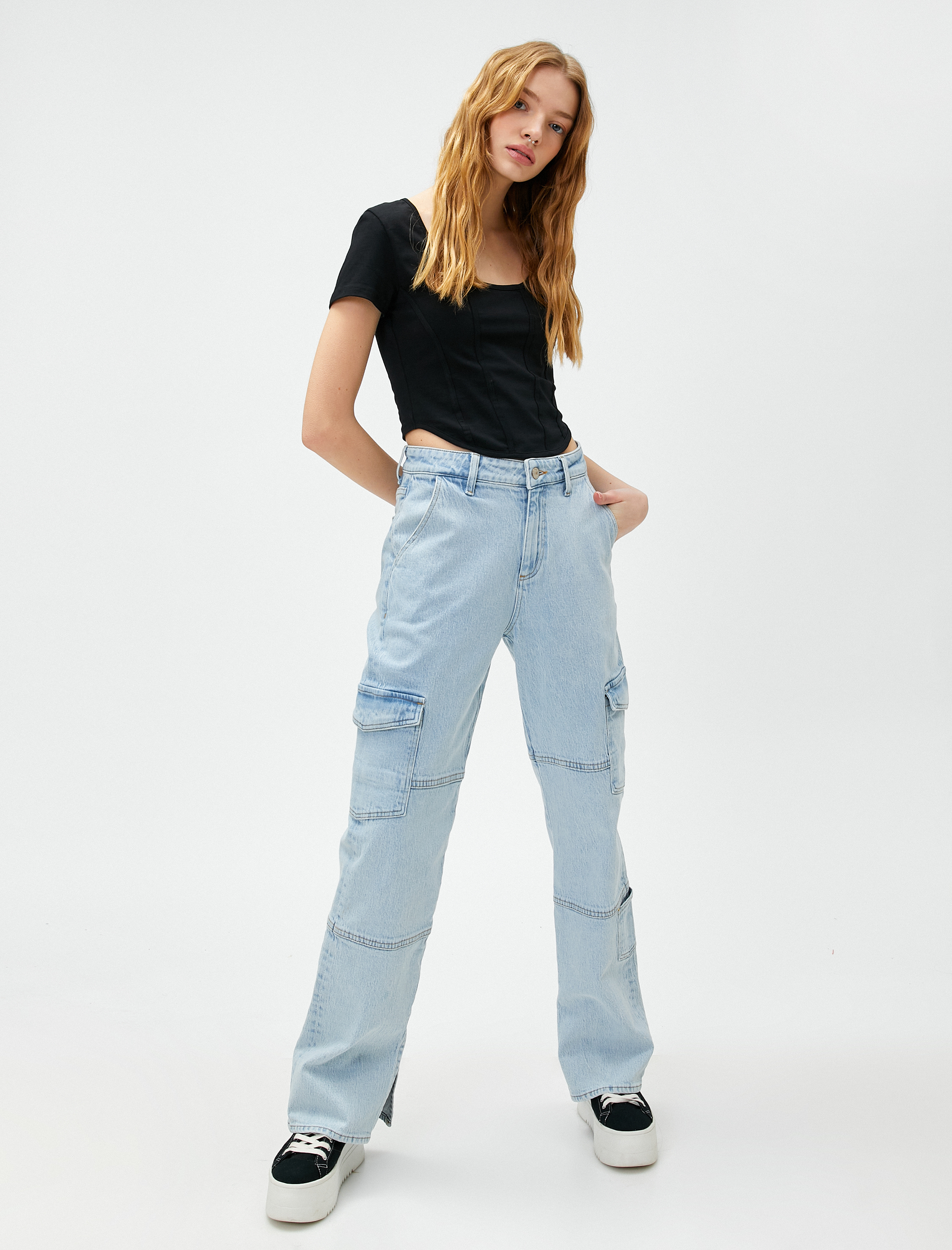   Crop Tişört Pamuklu Yuvarlak Yaka Nervürlü Kısa Kollu