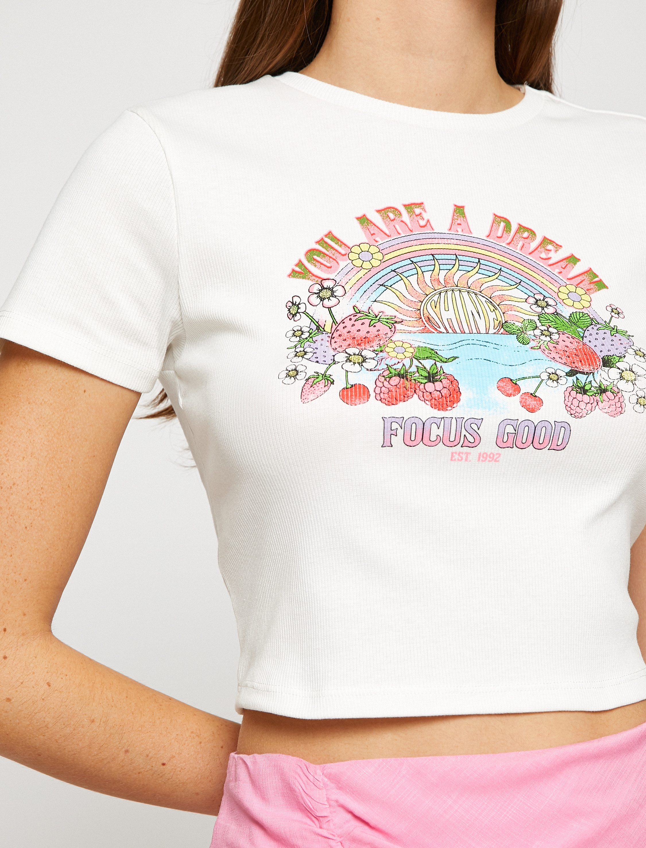   Crop Tişört Meyve Baskılı Kısa Kollu Bisiklet Yaka