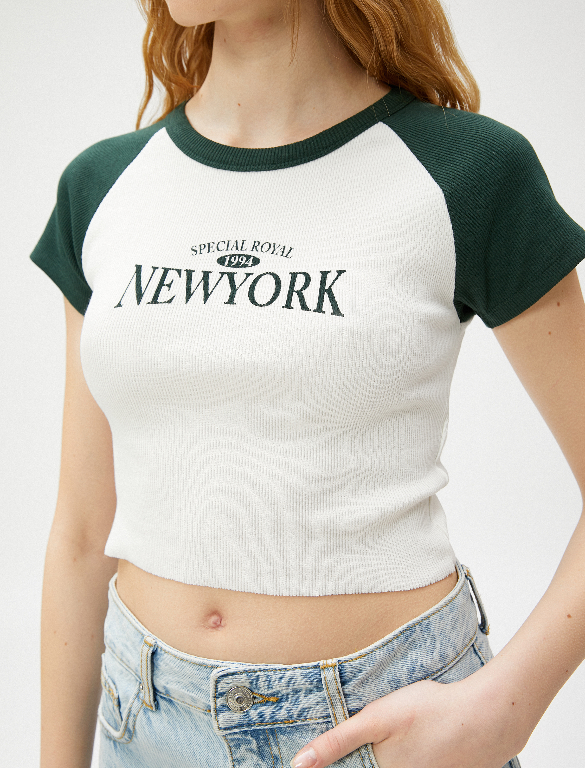   Crop Tişört Kolej Baskılı Kısa Kollu Bisiklet Yaka Fitilli