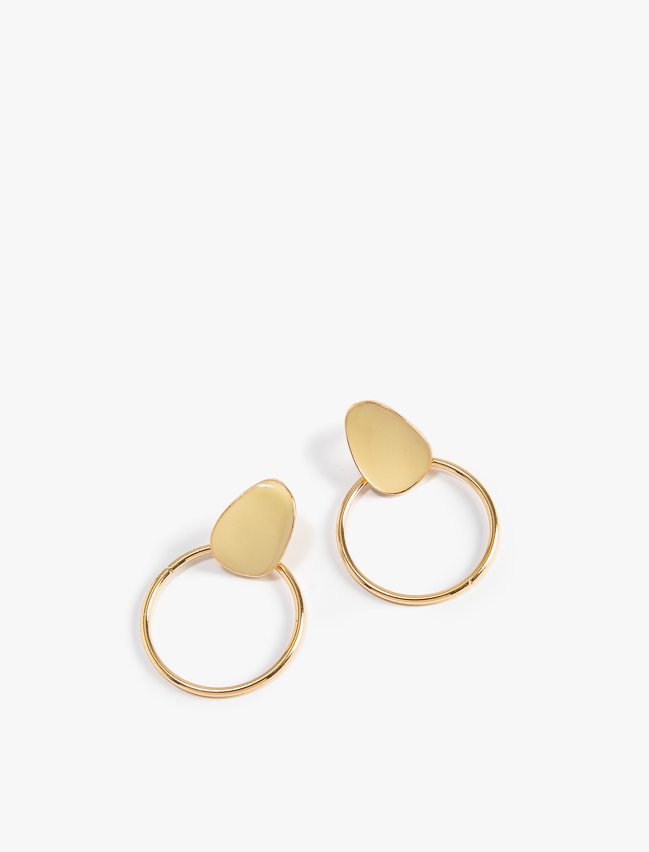  Kadın Halka Küpe Renkli Taş Detaylı