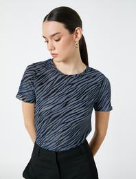 Zebra Desenli Tişört Kısa Kollu