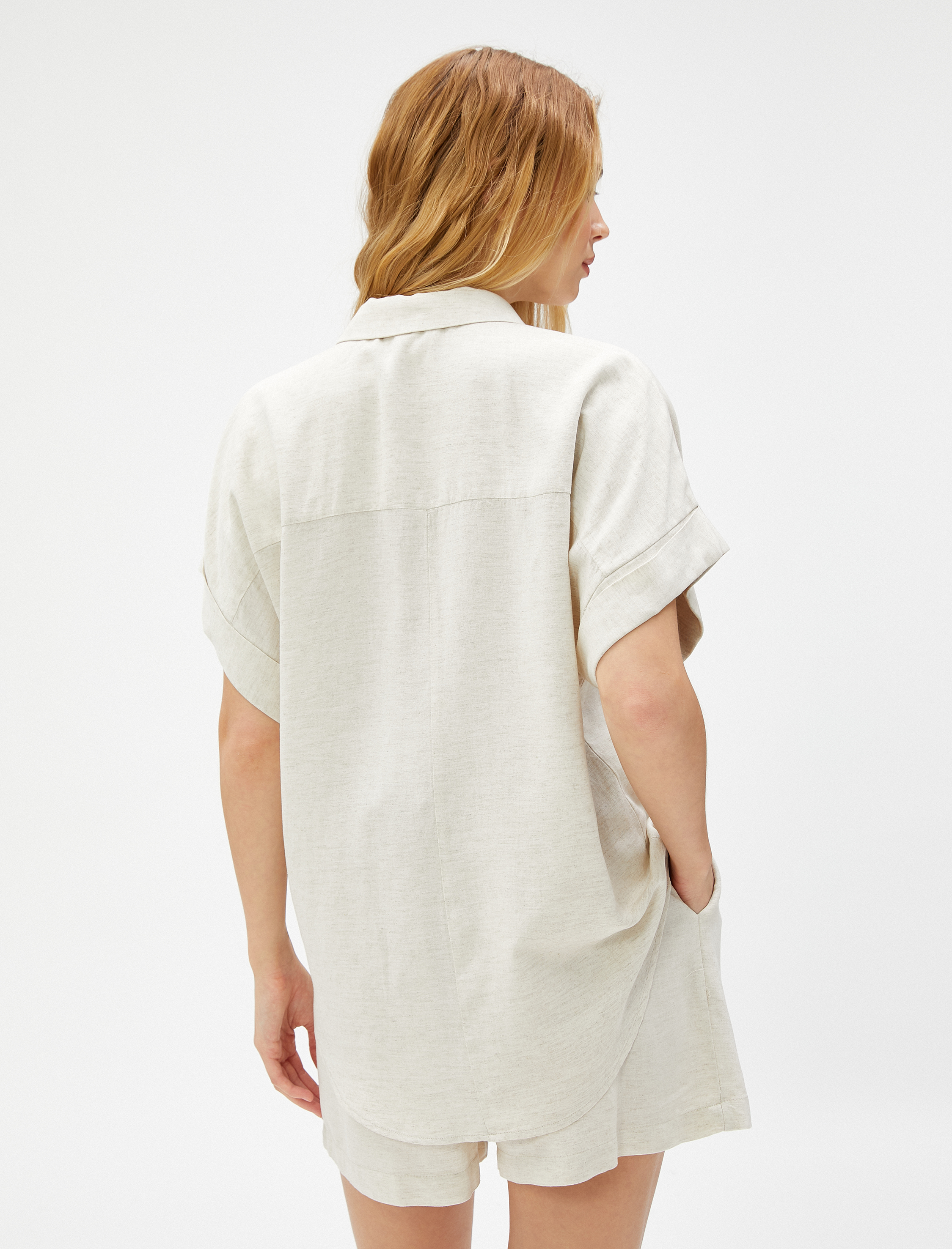   Oversize Gömlek Kolları Katlama Detaylı Keten Karışımlı