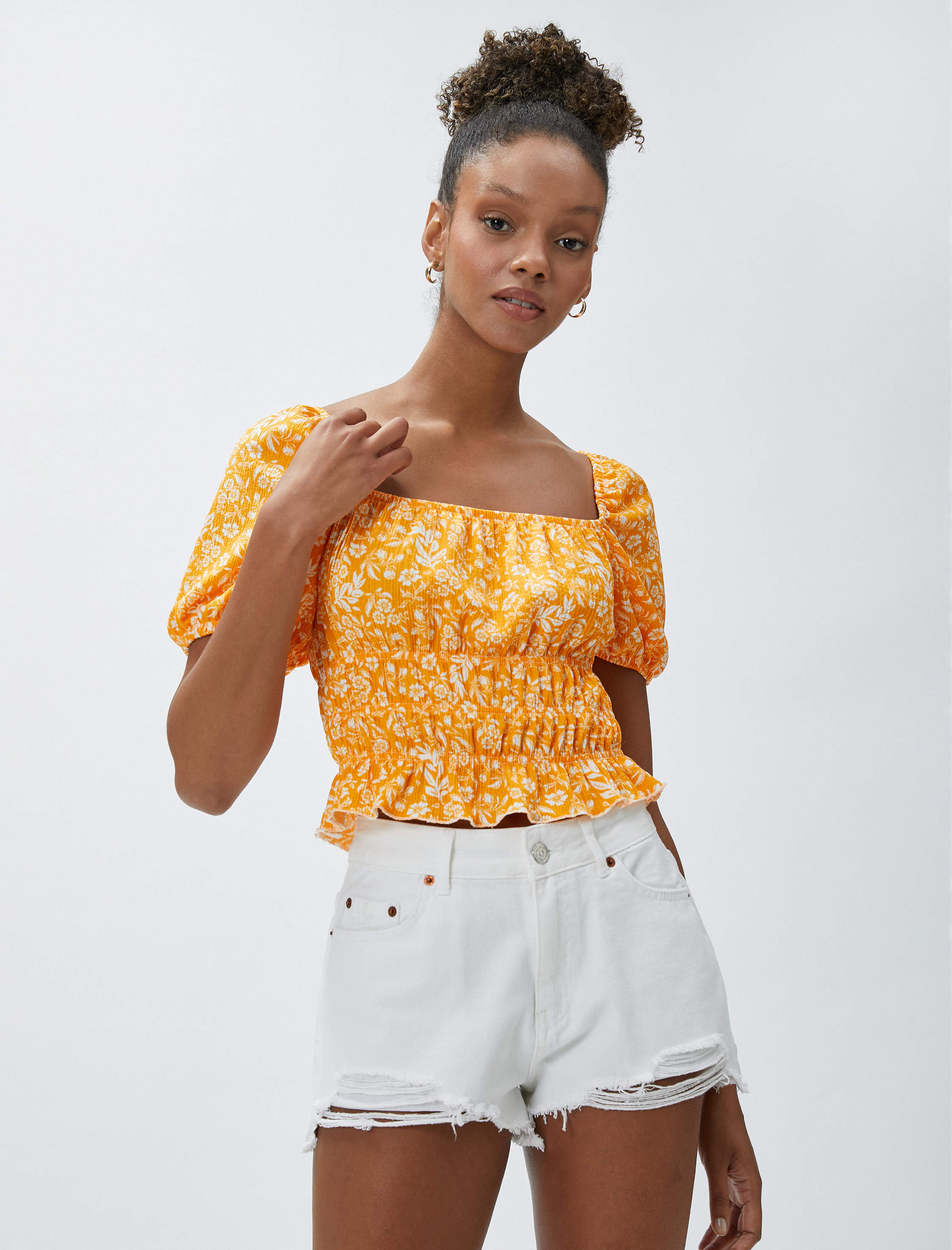   Crop Tişört Çiçekli Gipeli Balon Kol Bürümcük