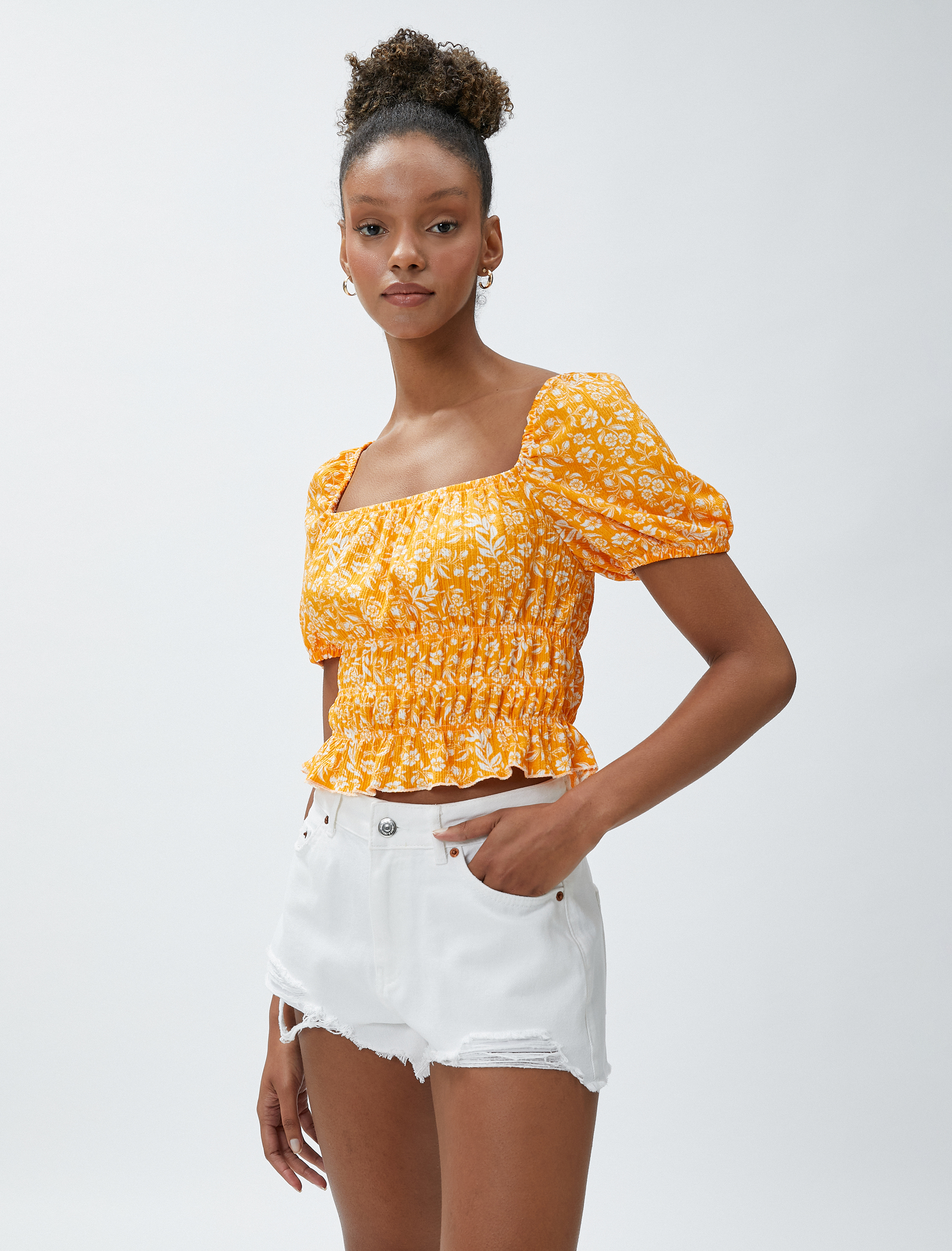   Crop Tişört Çiçekli Gipeli Balon Kol Bürümcük