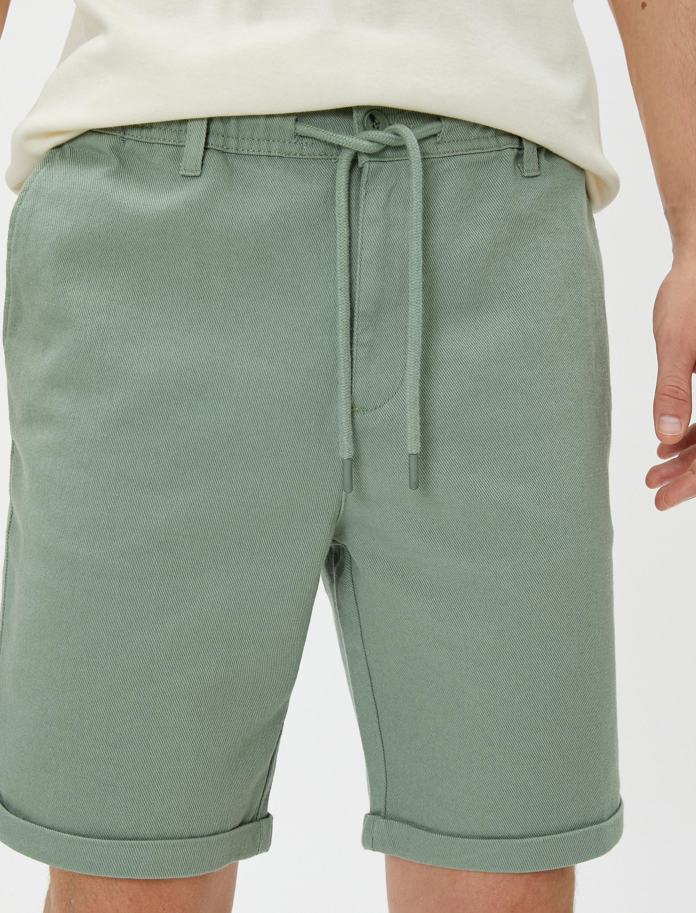   Basic Dokuma Şort Katlı Paça Beli Bağcıklı Cepli