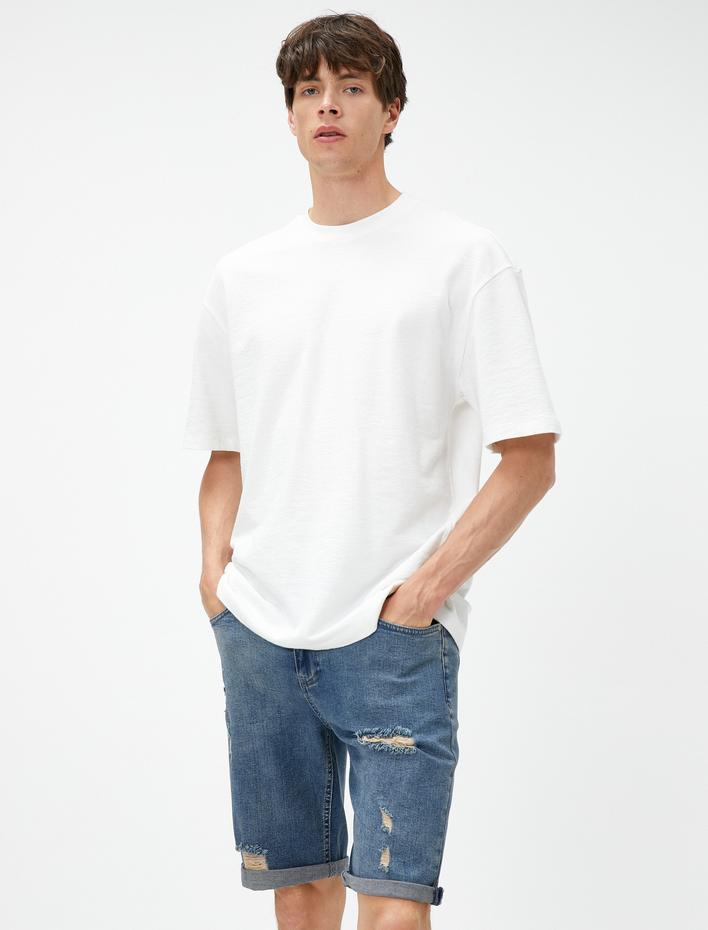  Bermuda Yırtık Kot Şort Katlama Detaylı Düğmeli Cepli