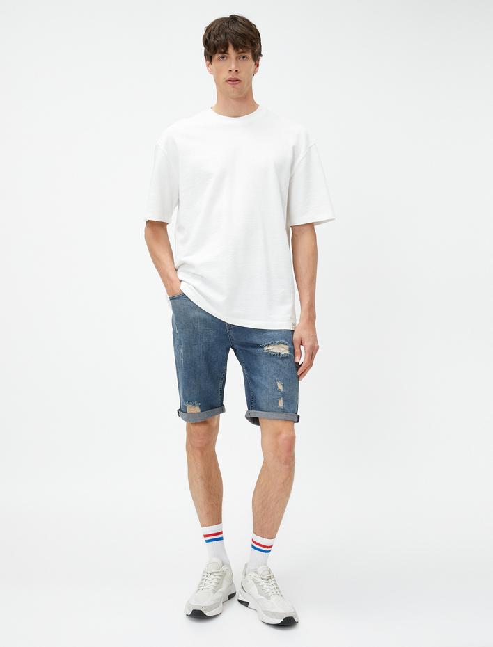  Bermuda Yırtık Kot Şort Katlama Detaylı Düğmeli Cepli