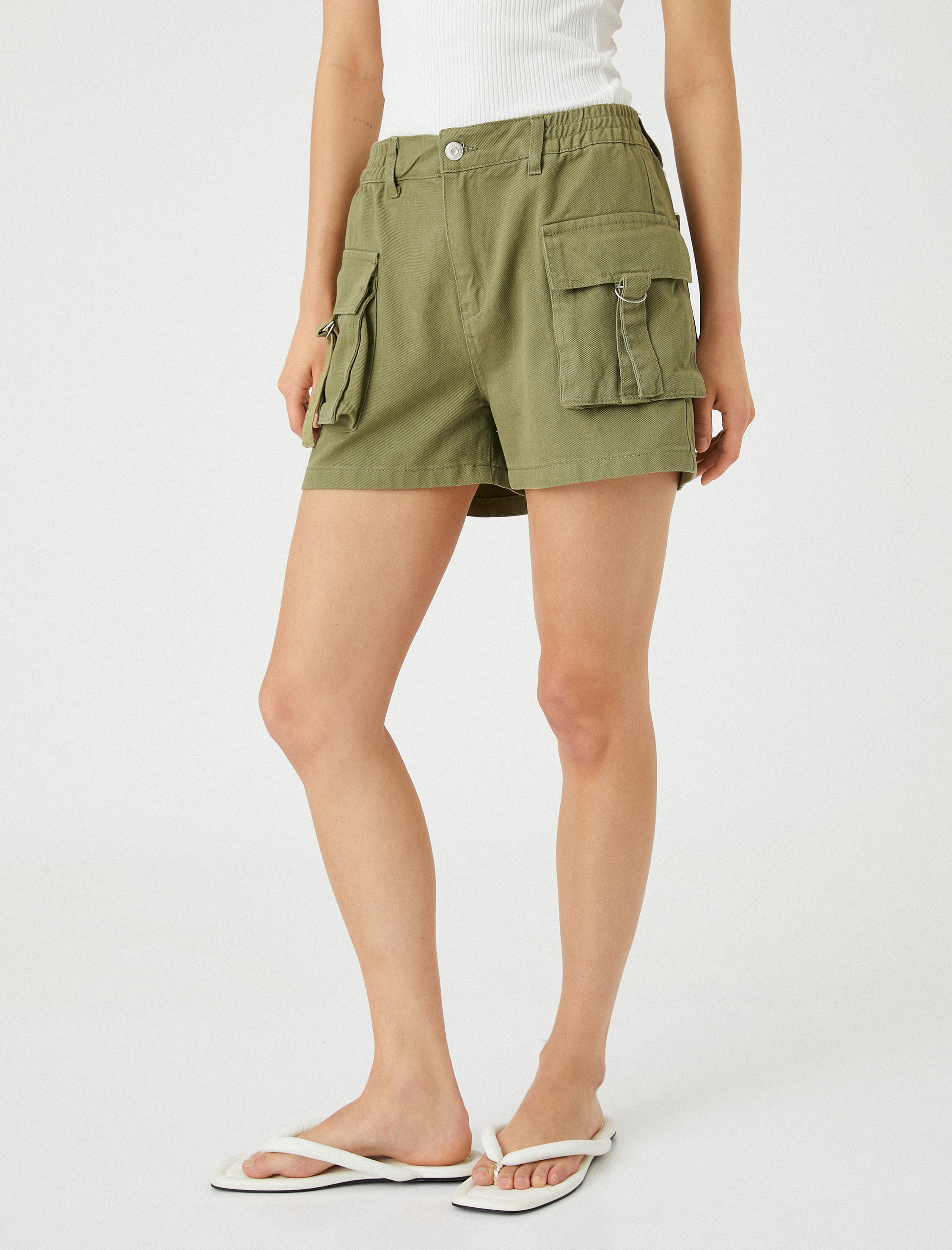   Kargo Şort Normal Lastikli Bel Büyük Cep Detaylı