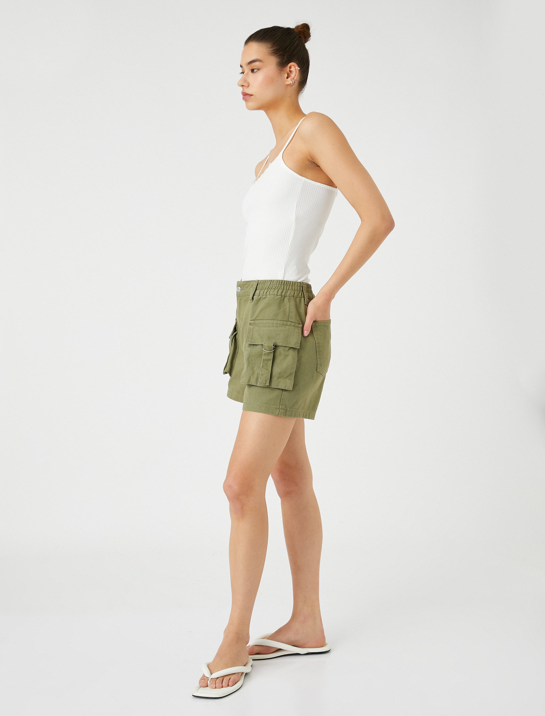   Kargo Şort Normal Lastikli Bel Büyük Cep Detaylı