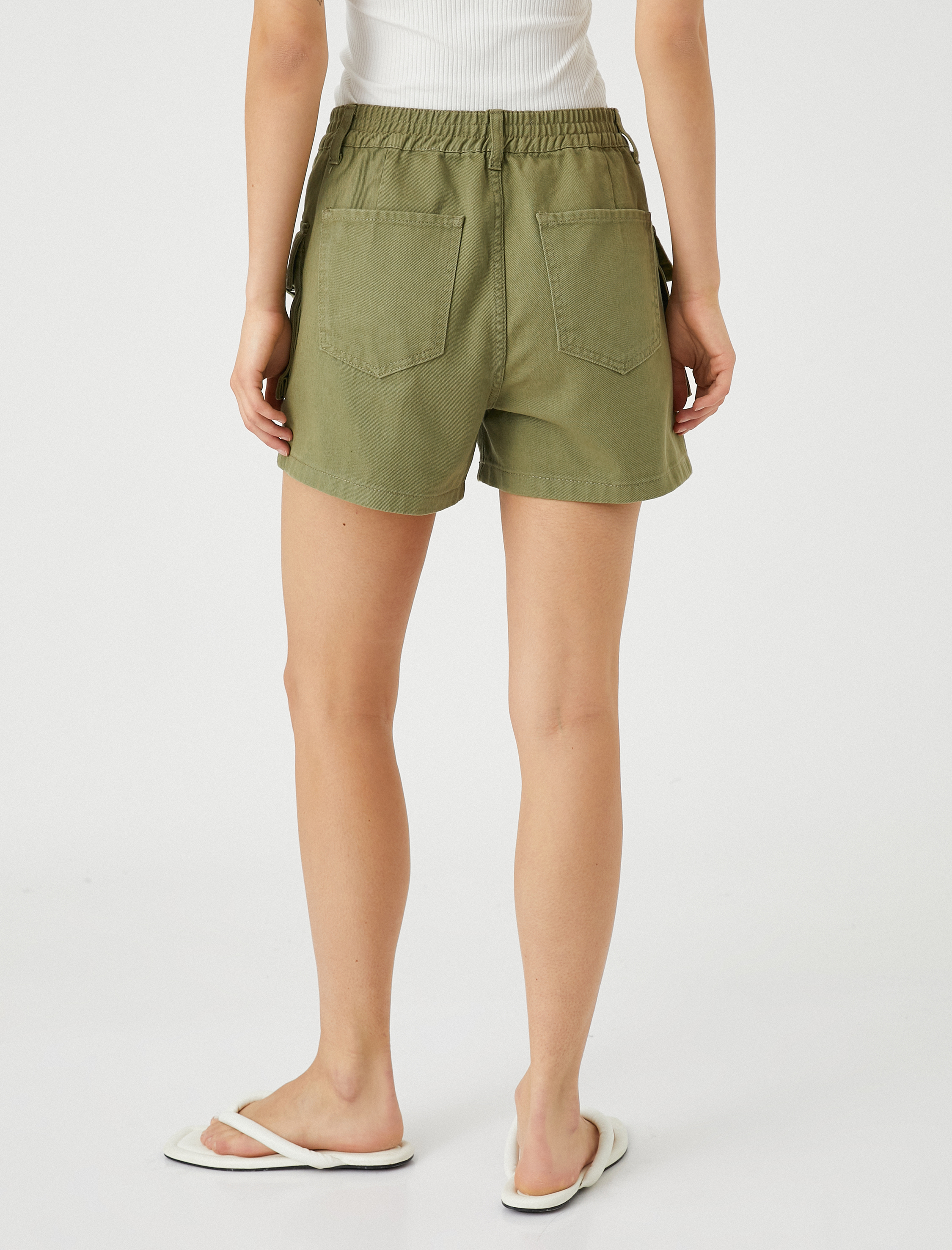   Kargo Şort Normal Lastikli Bel Büyük Cep Detaylı